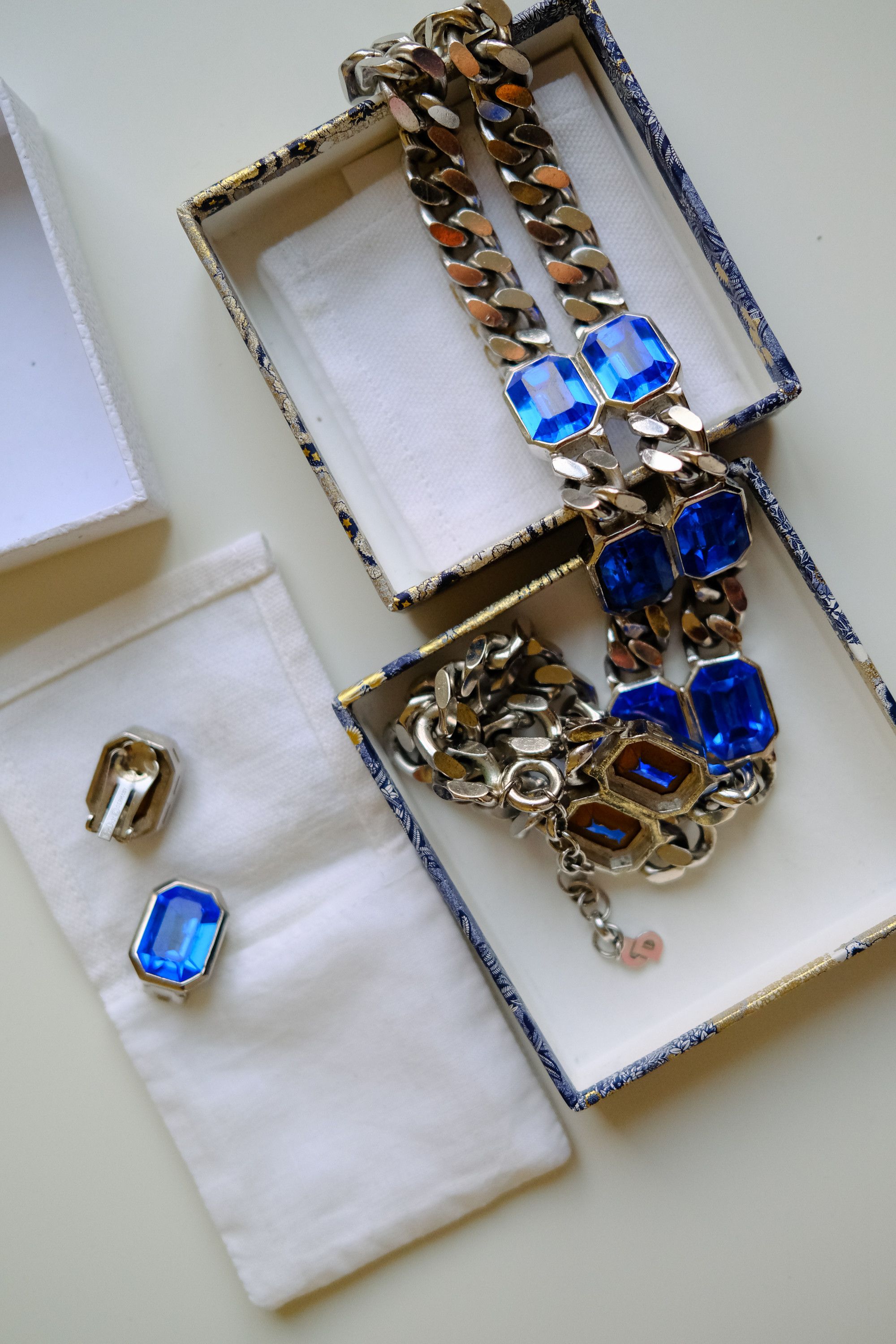 Christian Dior Monsieur Christian Dior Blue Crystal Silver Chain Necklace Size ONE SIZE - 7 Thumbnail
