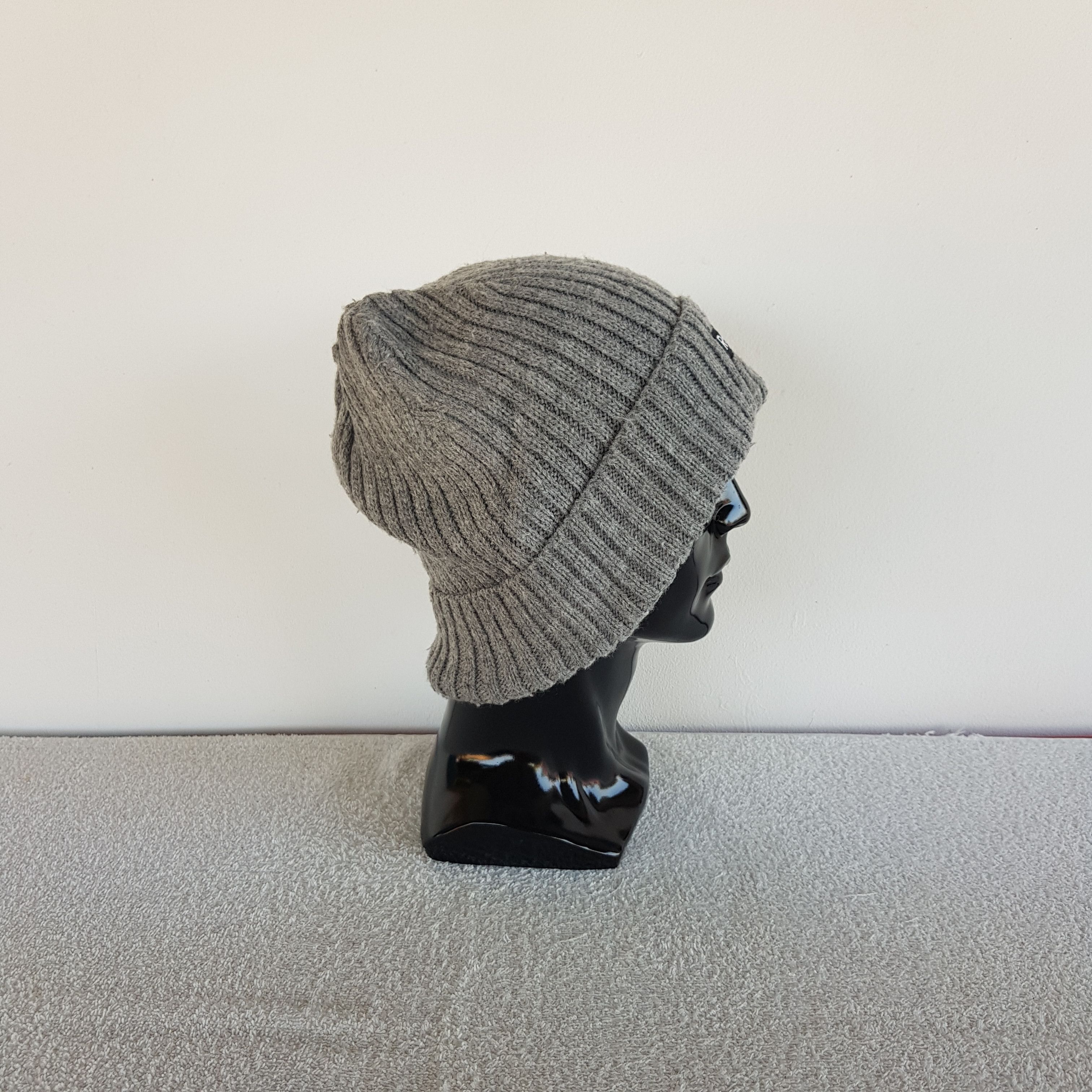 Reebok × Vintage Vintage Reebok Beanie Snow Caps Reebok Hats - AC11382. Size ONE SIZE - 3 Thumbnail