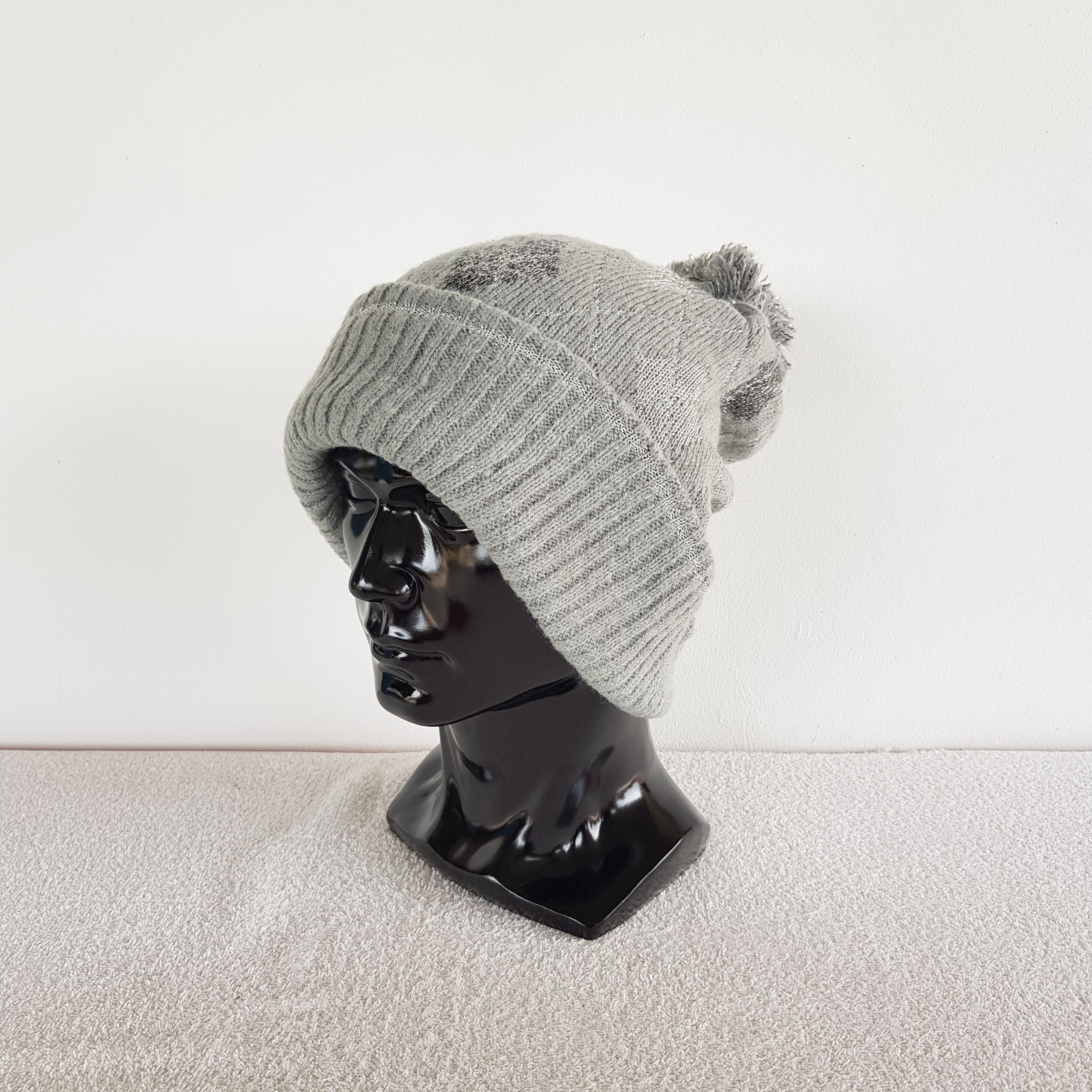 Ellesse × Vintage Vintage Ellesse Beanie Snow Cap Ellesse Hats - AC10675. Size ONE SIZE - 1 Thumbnail
