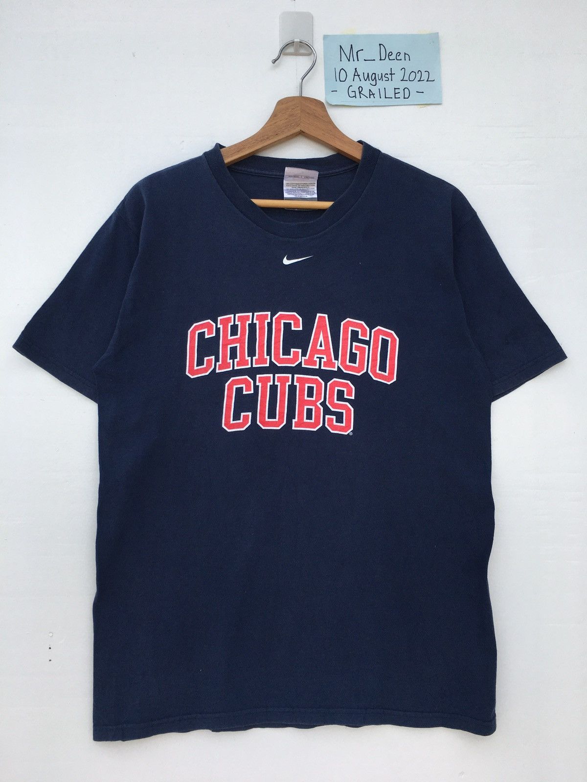 Nike Rare Vintage Nike Chicago Clubs Center swoosh Tshirt Size US M / EU 48-50 / 2 - 2 Thumbnail