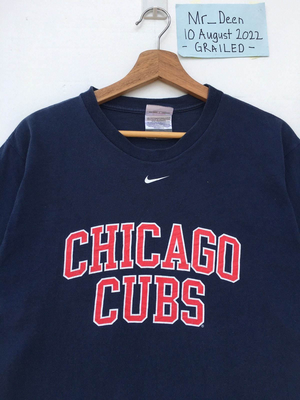 Nike Rare Vintage Nike Chicago Clubs Center swoosh Tshirt Size US M / EU 48-50 / 2 - 1 Thumbnail