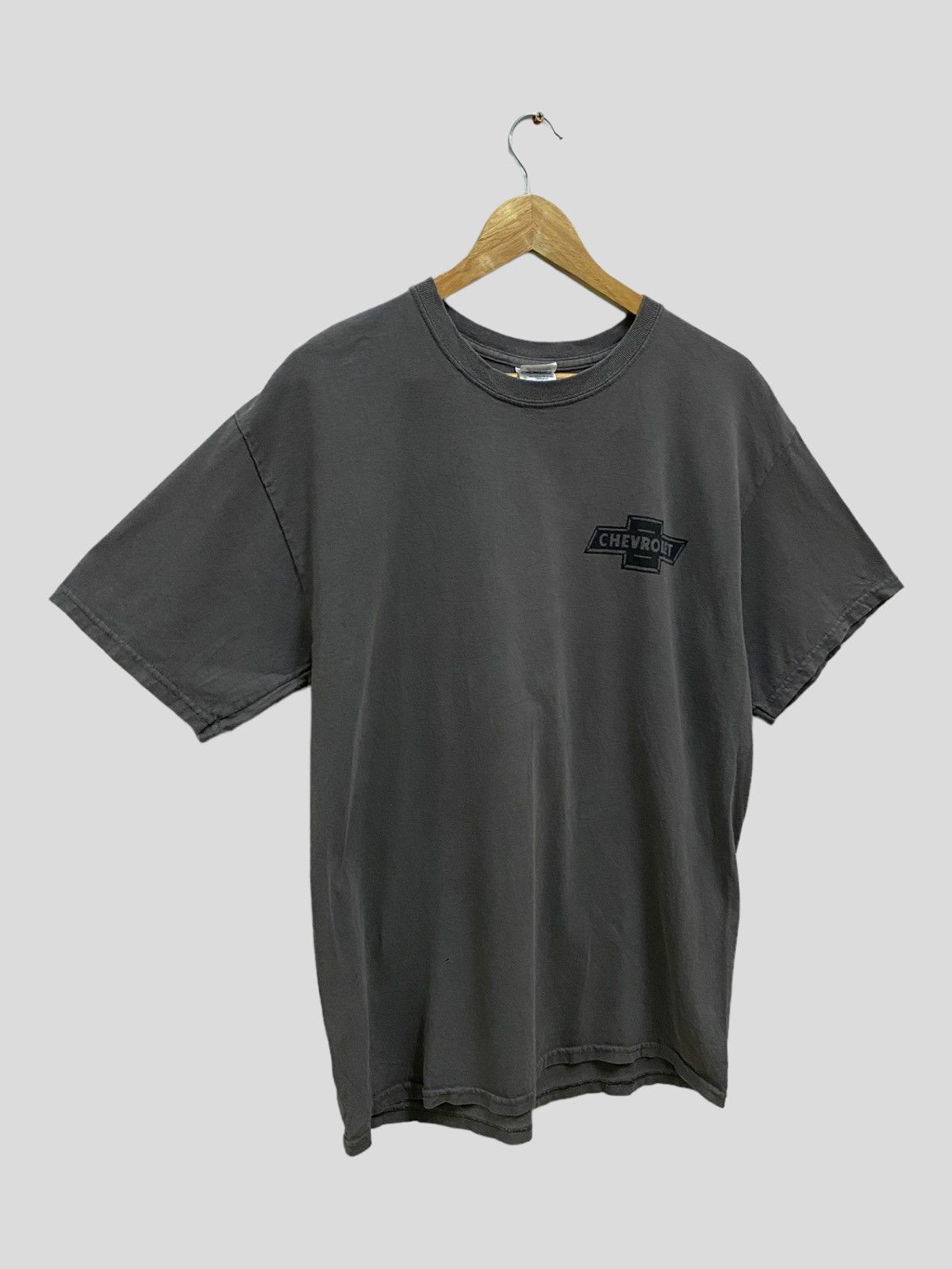 Gildan Vintage CHEVROLET BIG LOGO Tshirt Size US M / EU 48-50 / 2 - 4 Thumbnail