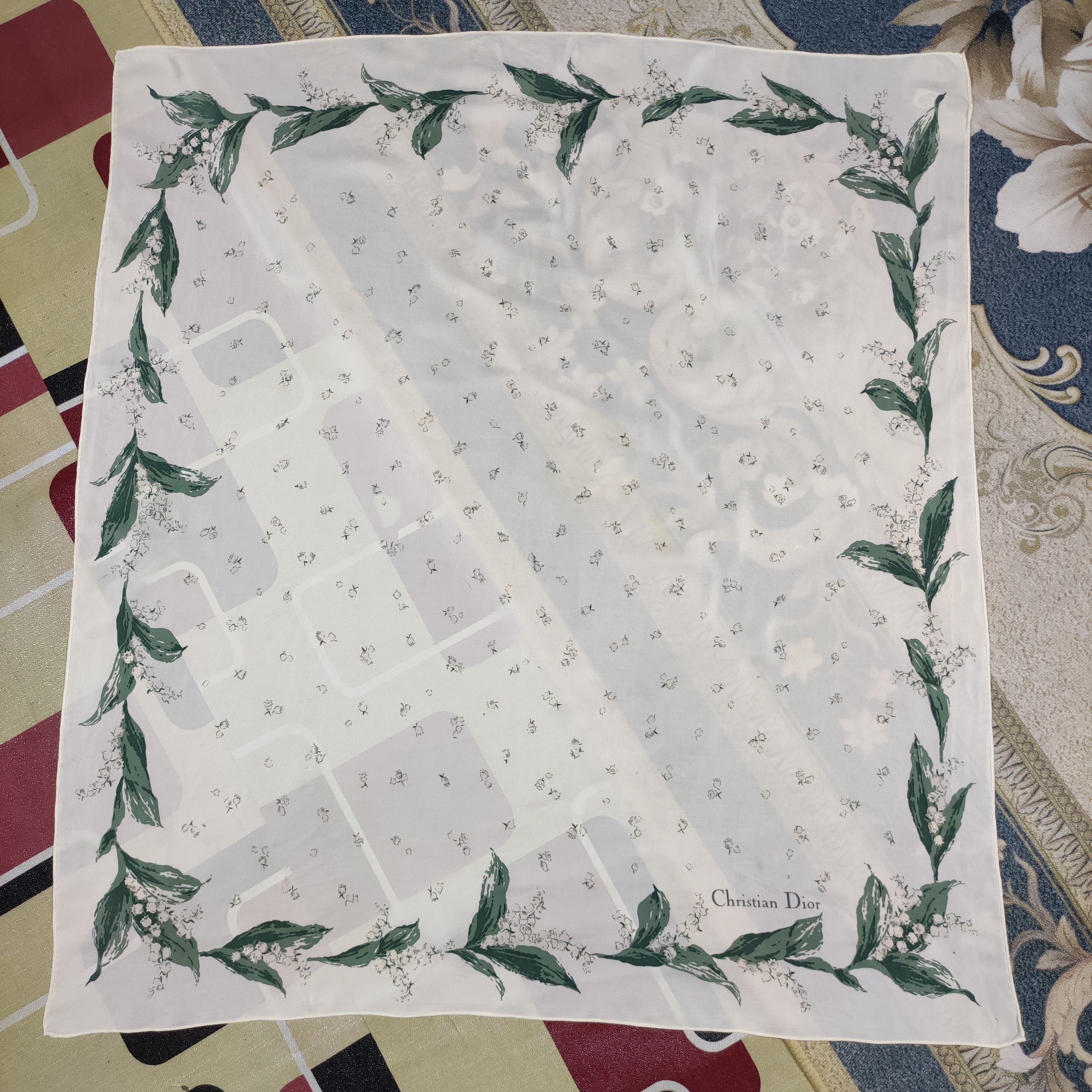 Christian Dior Monsieur × Vintage Vintage Christian Dior Echarper Flora Scarf Size ONE SIZE - 1 Thumbnail