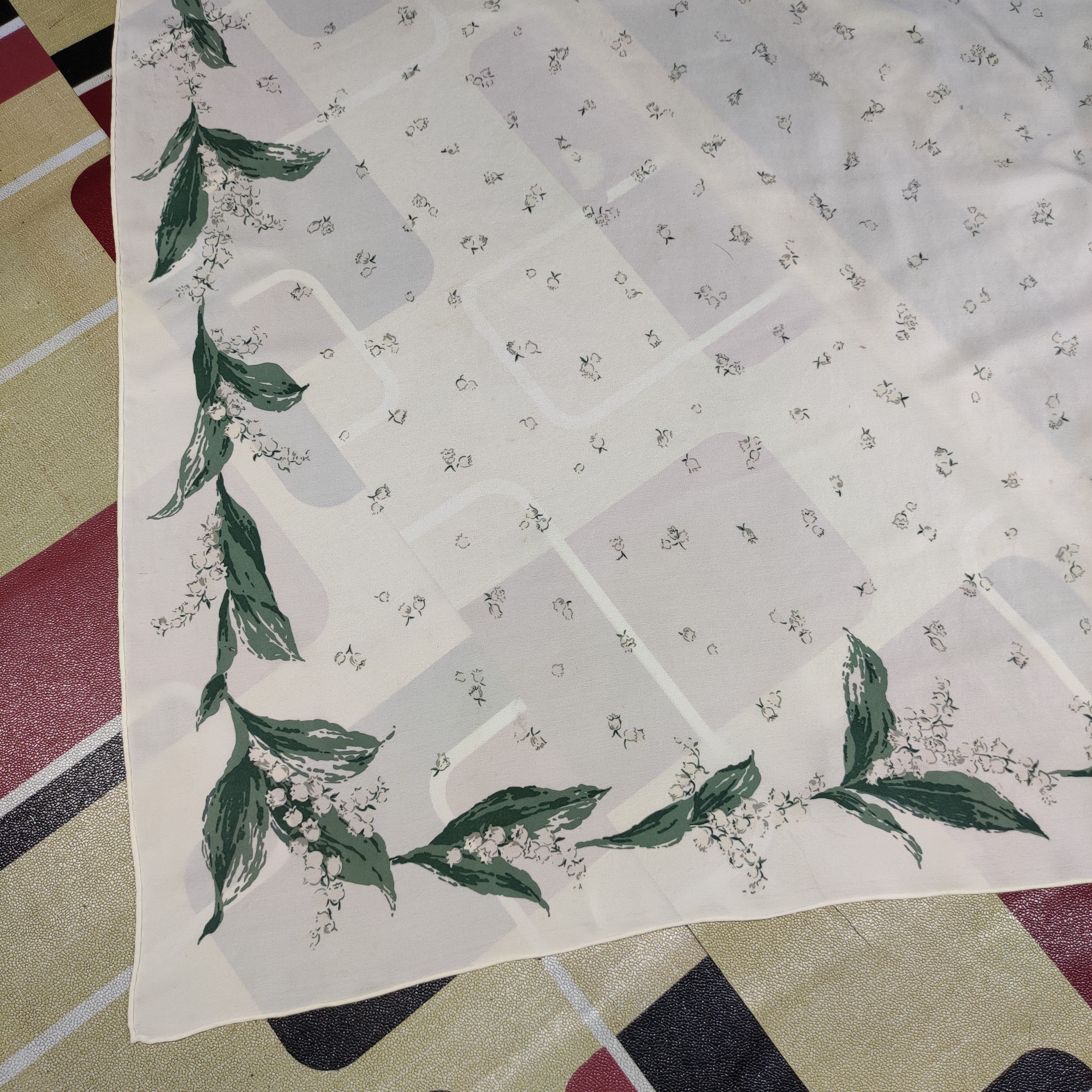 Christian Dior Monsieur × Vintage Vintage Christian Dior Echarper Flora Scarf Size ONE SIZE - 3 Thumbnail