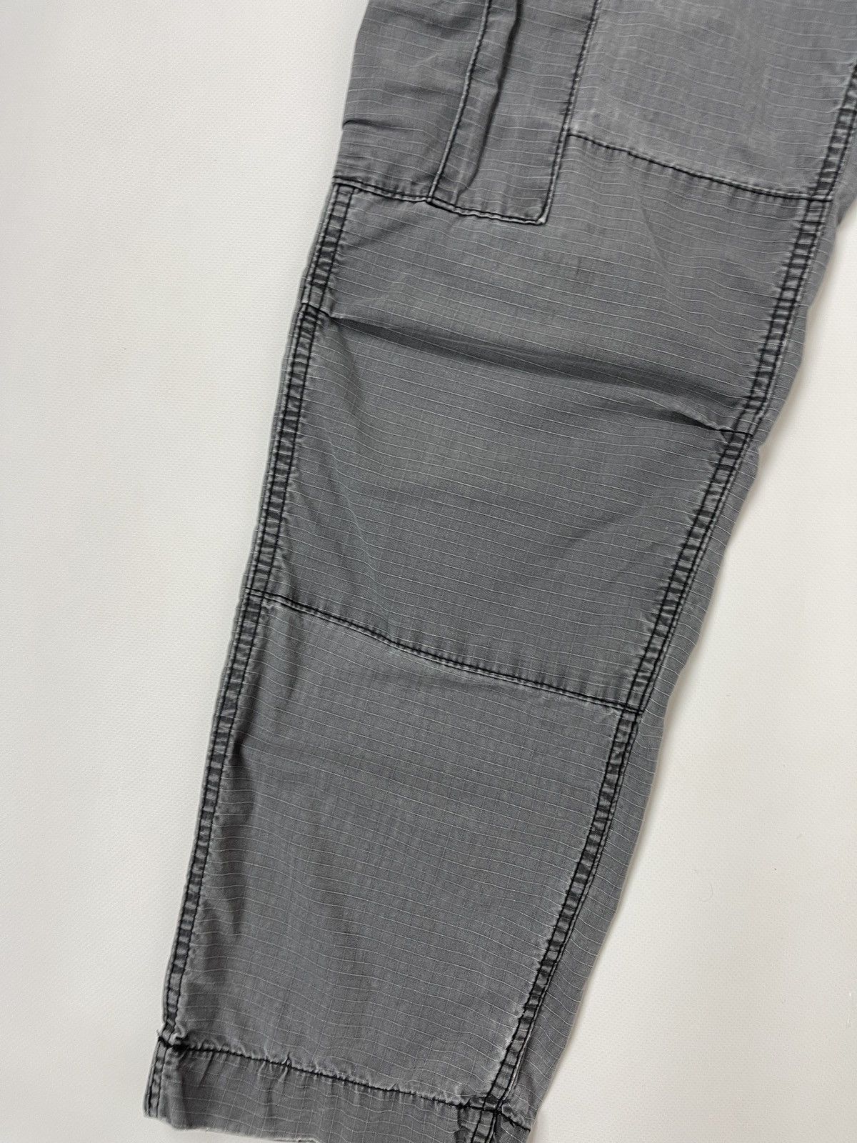 Carhartt Carhartt vintage distressed faded cargo pants utility Size US 30 / EU 46 - 12 Thumbnail