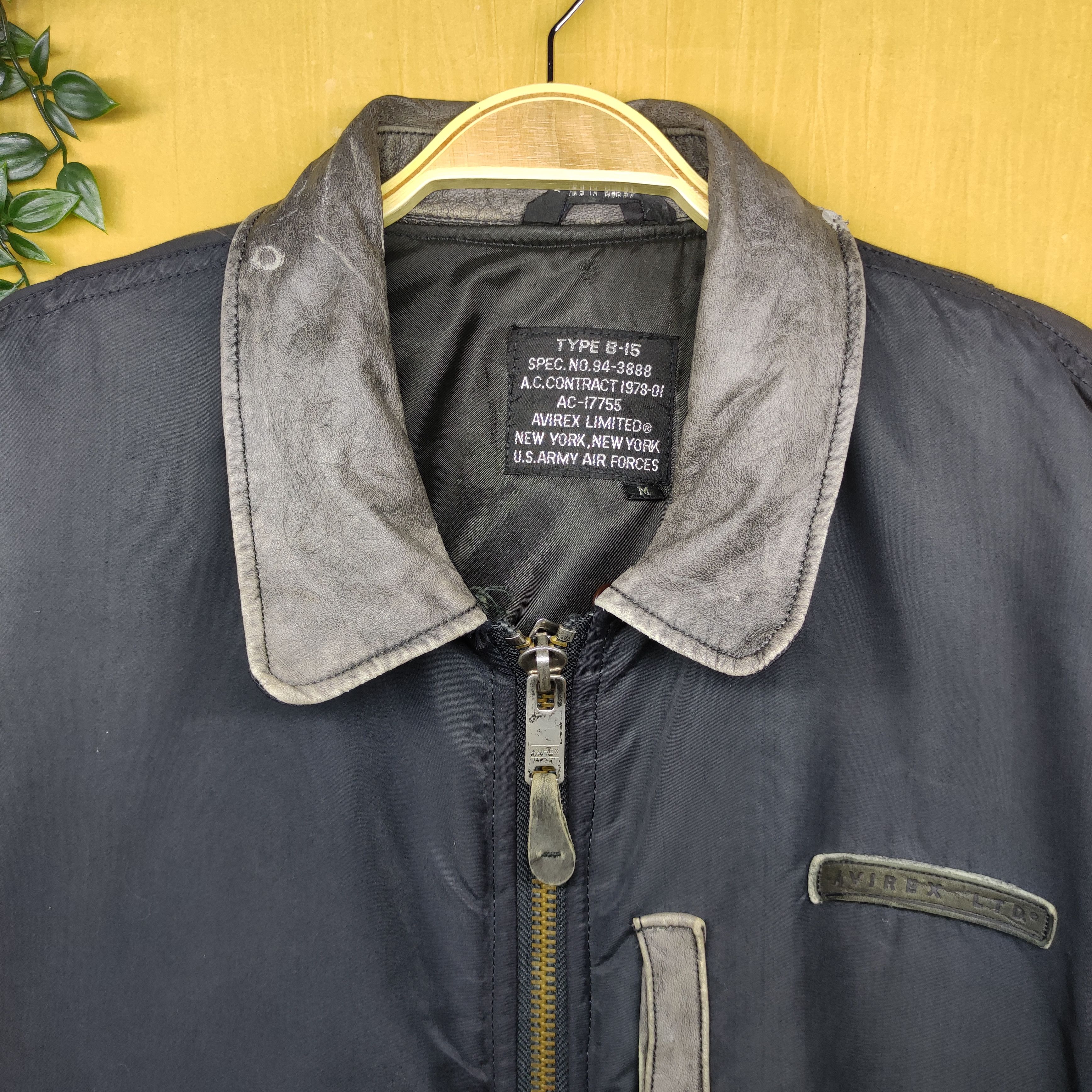 Avirex 💥 Avirex Bomber Appreciation War Service 1987 Army Sz M Size US M / EU 48-50 / 2 - 11 Thumbnail