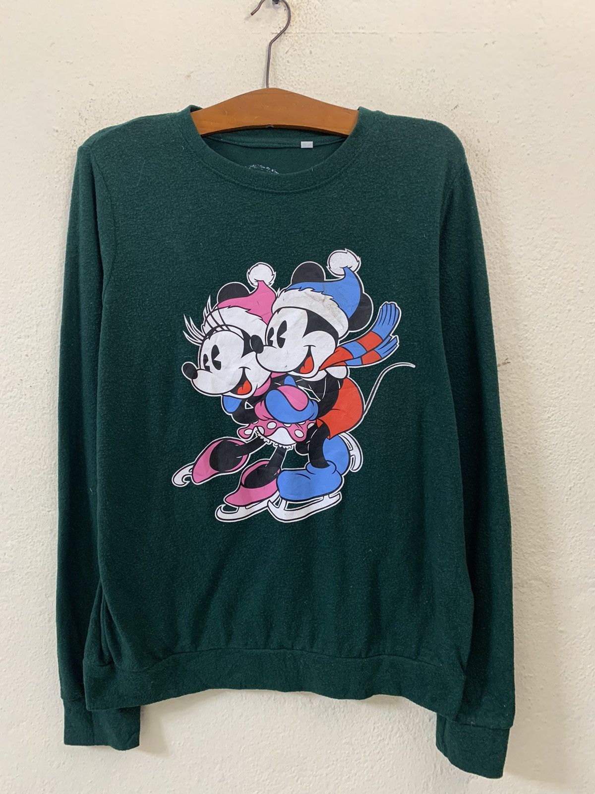 Disney Disney Mickey & Minnie Doing Ski Sweatshirt Size US S / EU 44-46 / 1 - 1 Thumbnail