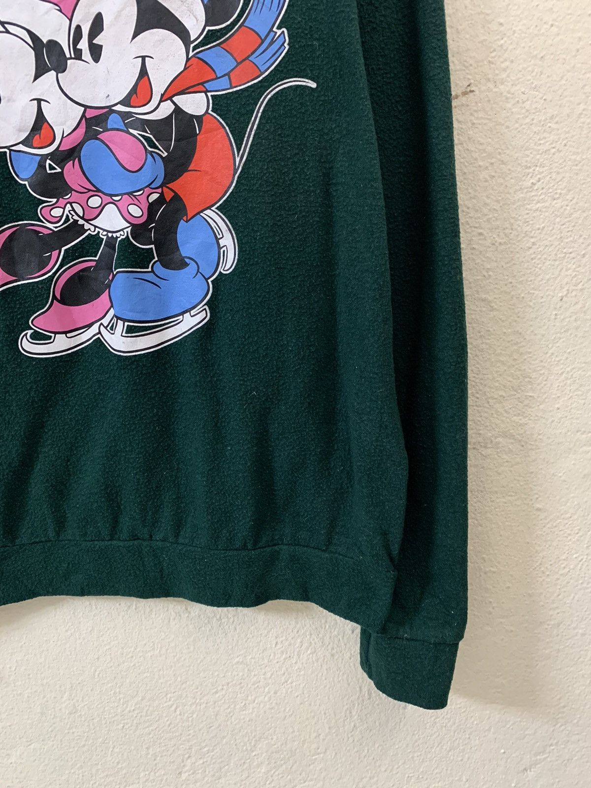 Disney Disney Mickey & Minnie Doing Ski Sweatshirt Size US S / EU 44-46 / 1 - 2 Thumbnail