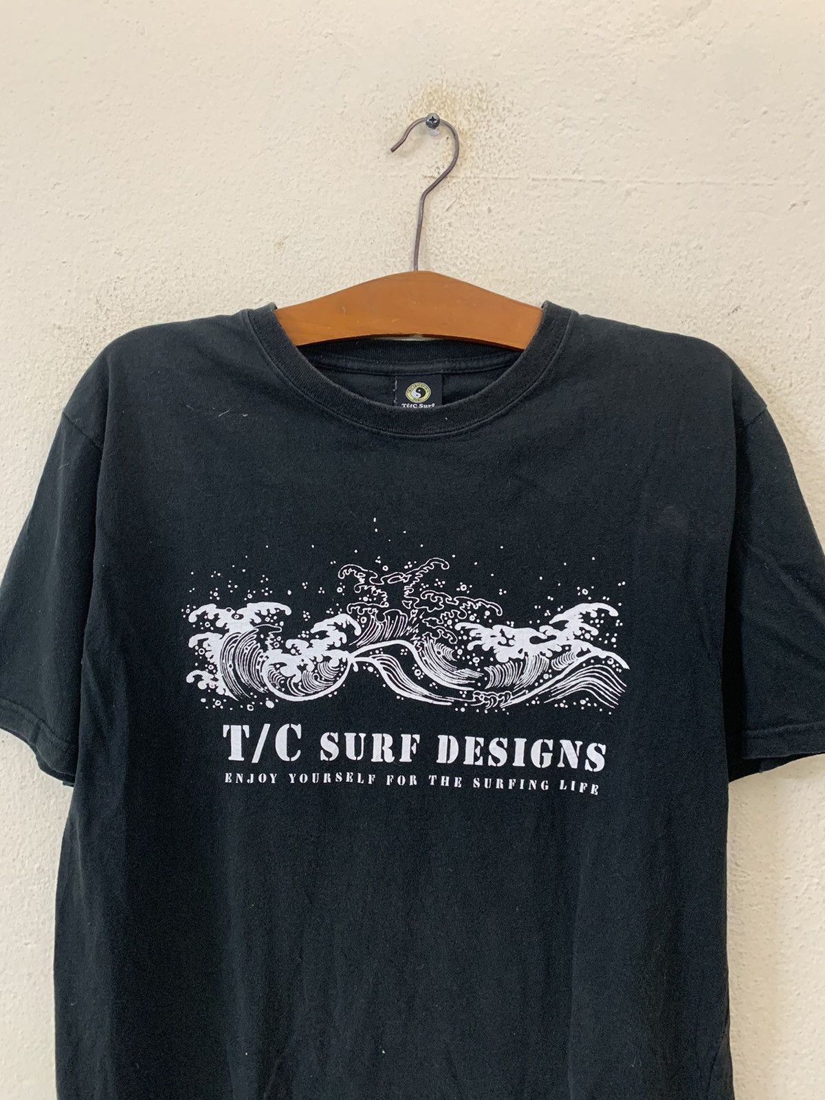 Other T&C Surf Design Spellout Tshirt Size US M / EU 48-50 / 2 - 4 Thumbnail