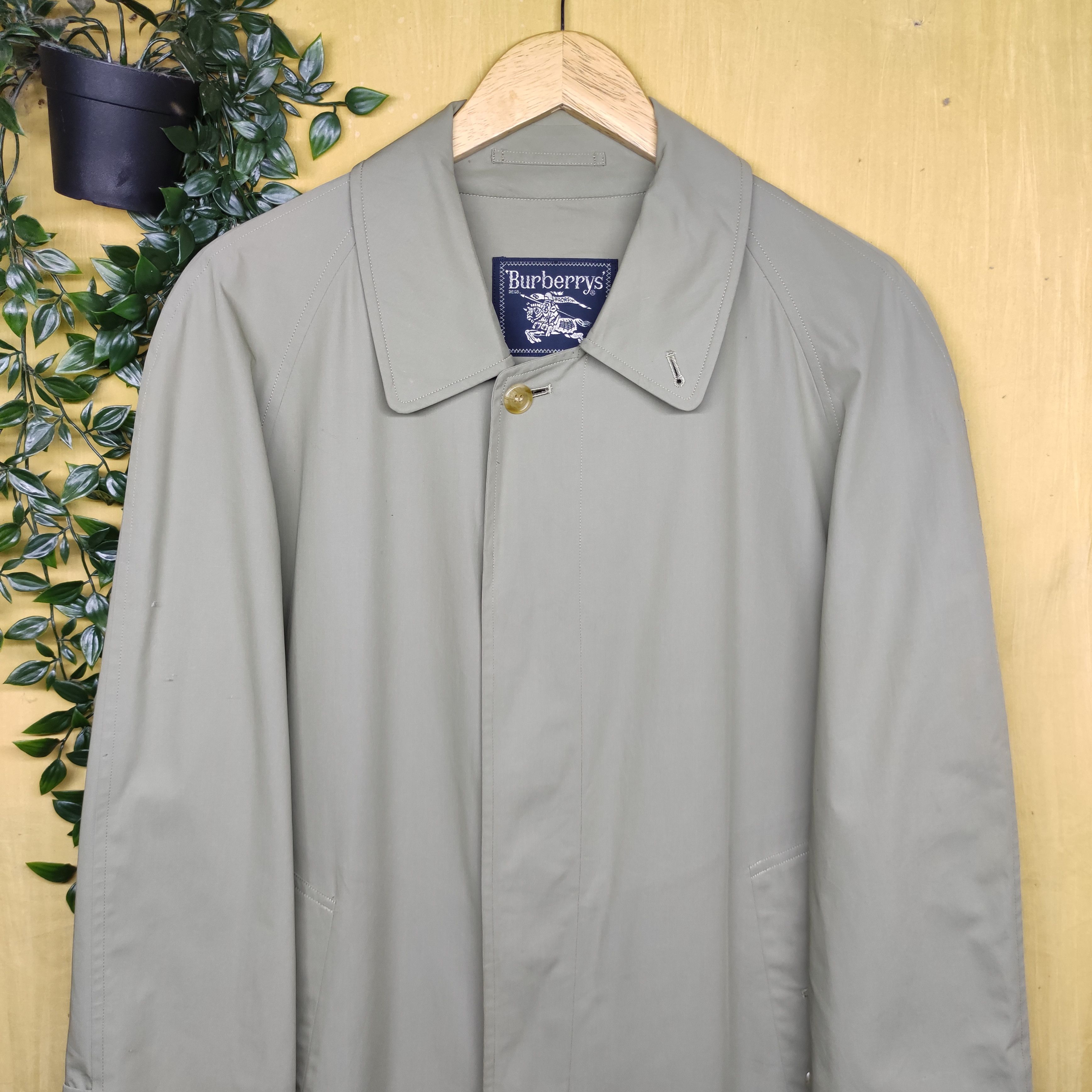 Burberry Burberrys long trenchcoat jacket Size US L / EU 52-54 / 3 - 5 Thumbnail