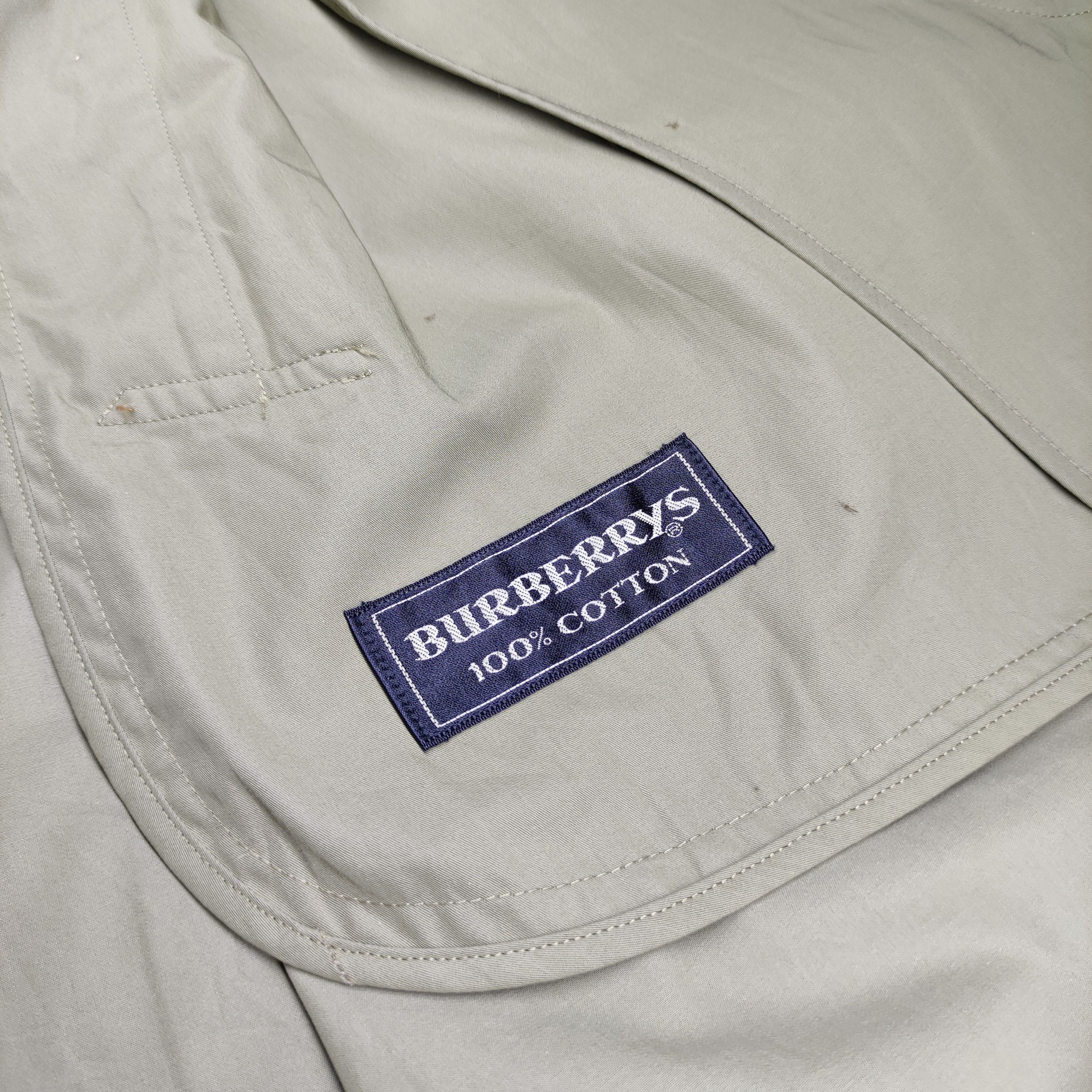 Burberry Burberrys long trenchcoat jacket Size US L / EU 52-54 / 3 - 10 Thumbnail