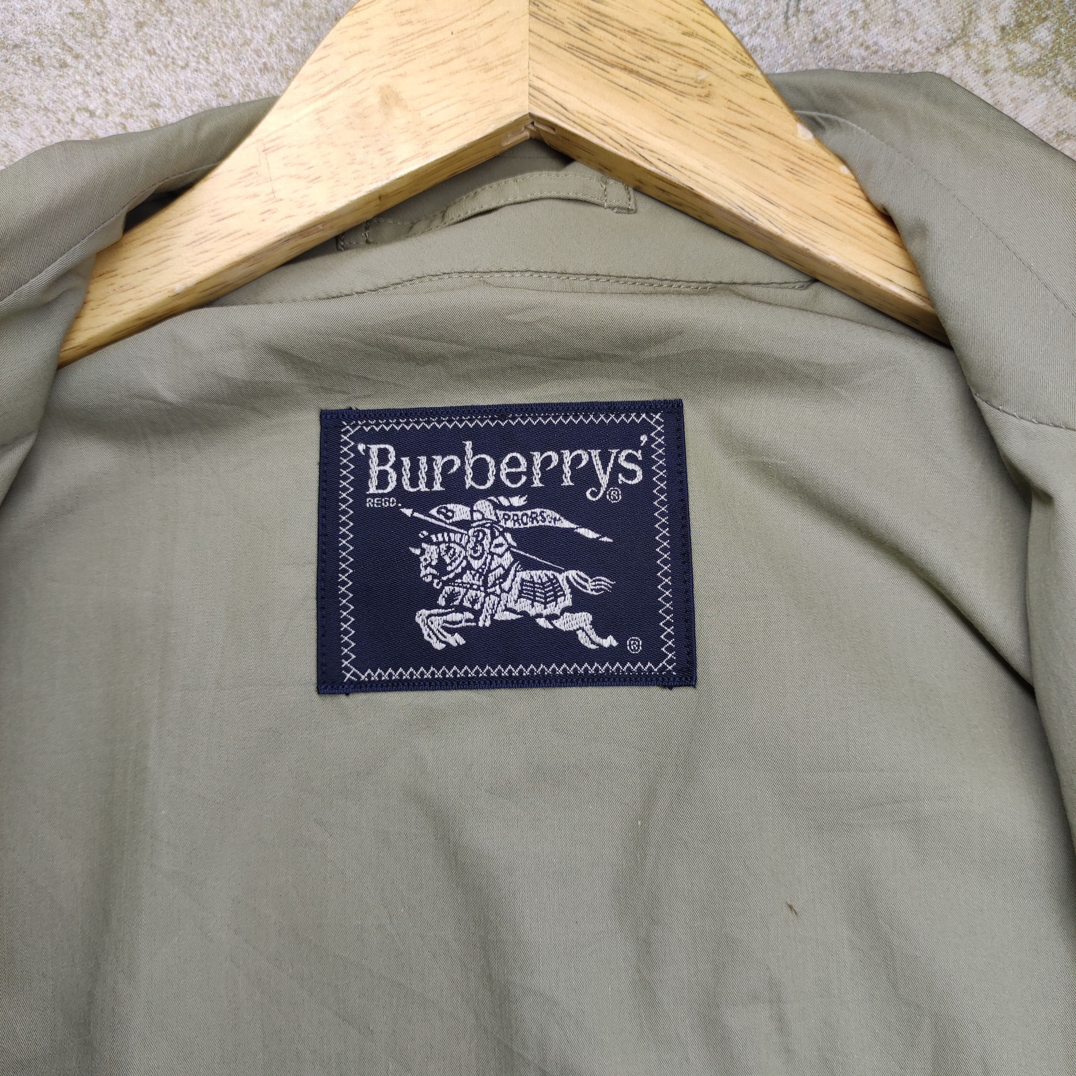 Burberry Burberrys long trenchcoat jacket Size US L / EU 52-54 / 3 - 11 Thumbnail