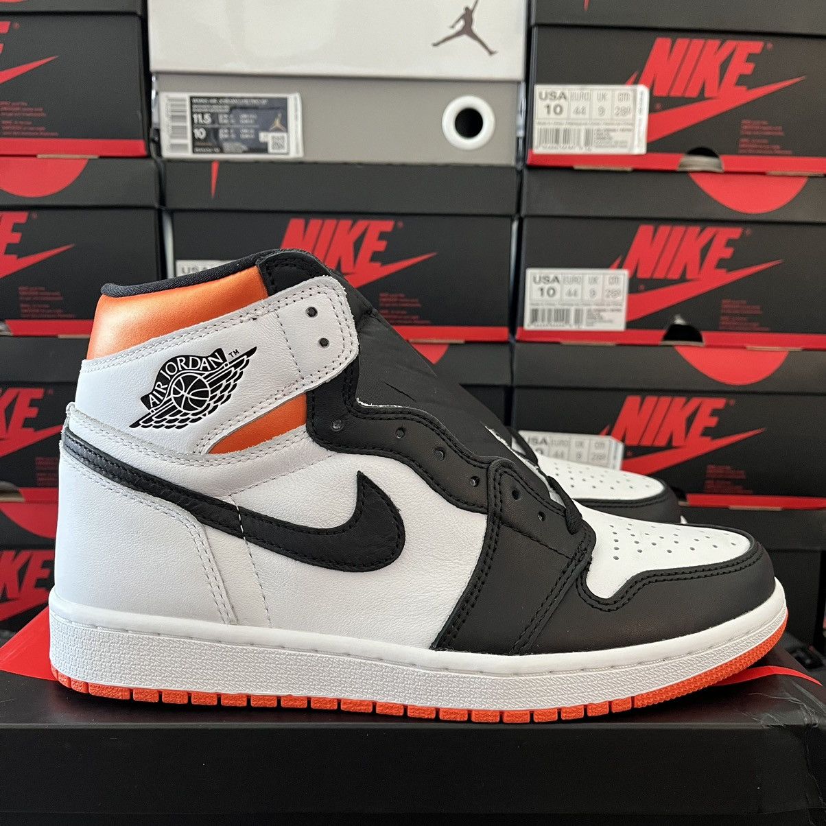 Jordan Brand Air Jordan 1 Retro High OG Electro Orange Size 9 Size US 9 / EU 42 - 2 Thumbnail