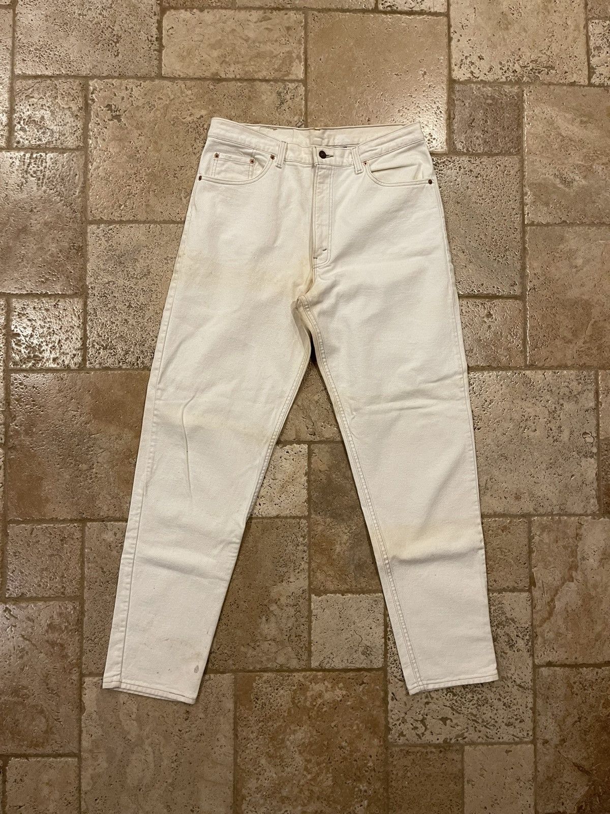 Levi's Vintage Levi’s Orange Tab 550 White Relaxed Fit Denim Size US 38 / EU 54 - 1 Thumbnail