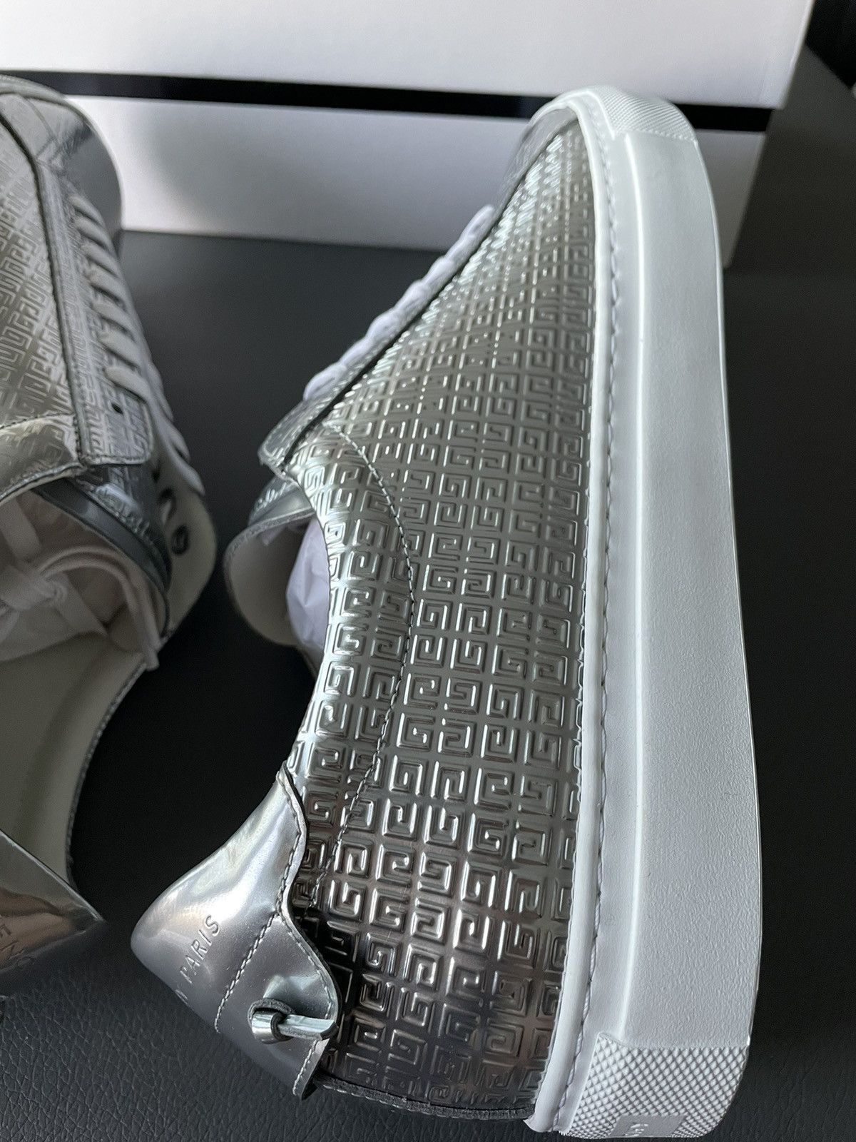 Givenchy Rare Limited Brand New Runway Logo Monogram Leather Sneaker Size US 11 / EU 44 - 20 Thumbnail