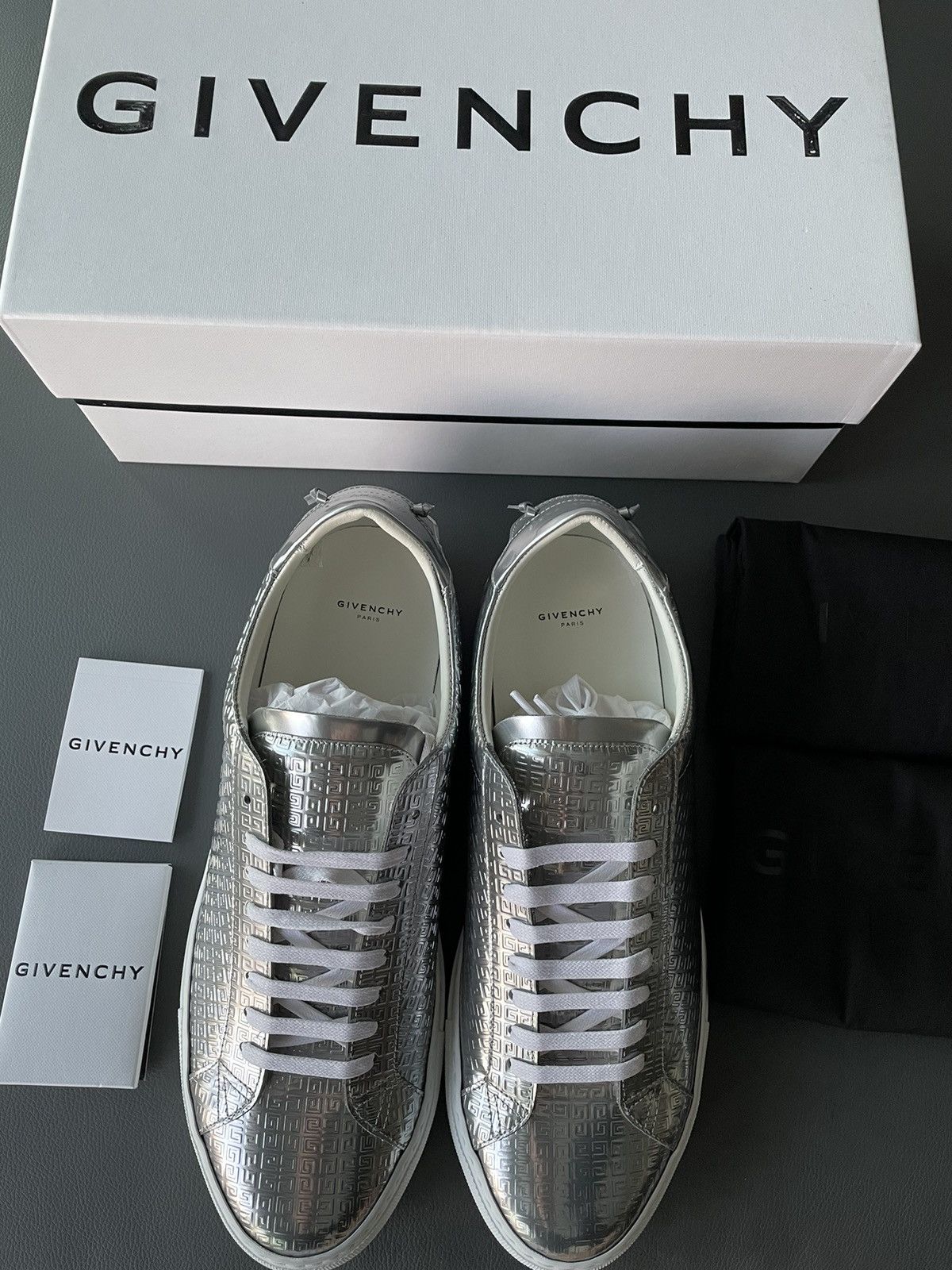Givenchy Rare Limited Brand New Runway Logo Monogram Leather Sneaker Size US 11 / EU 44 - 2 Thumbnail