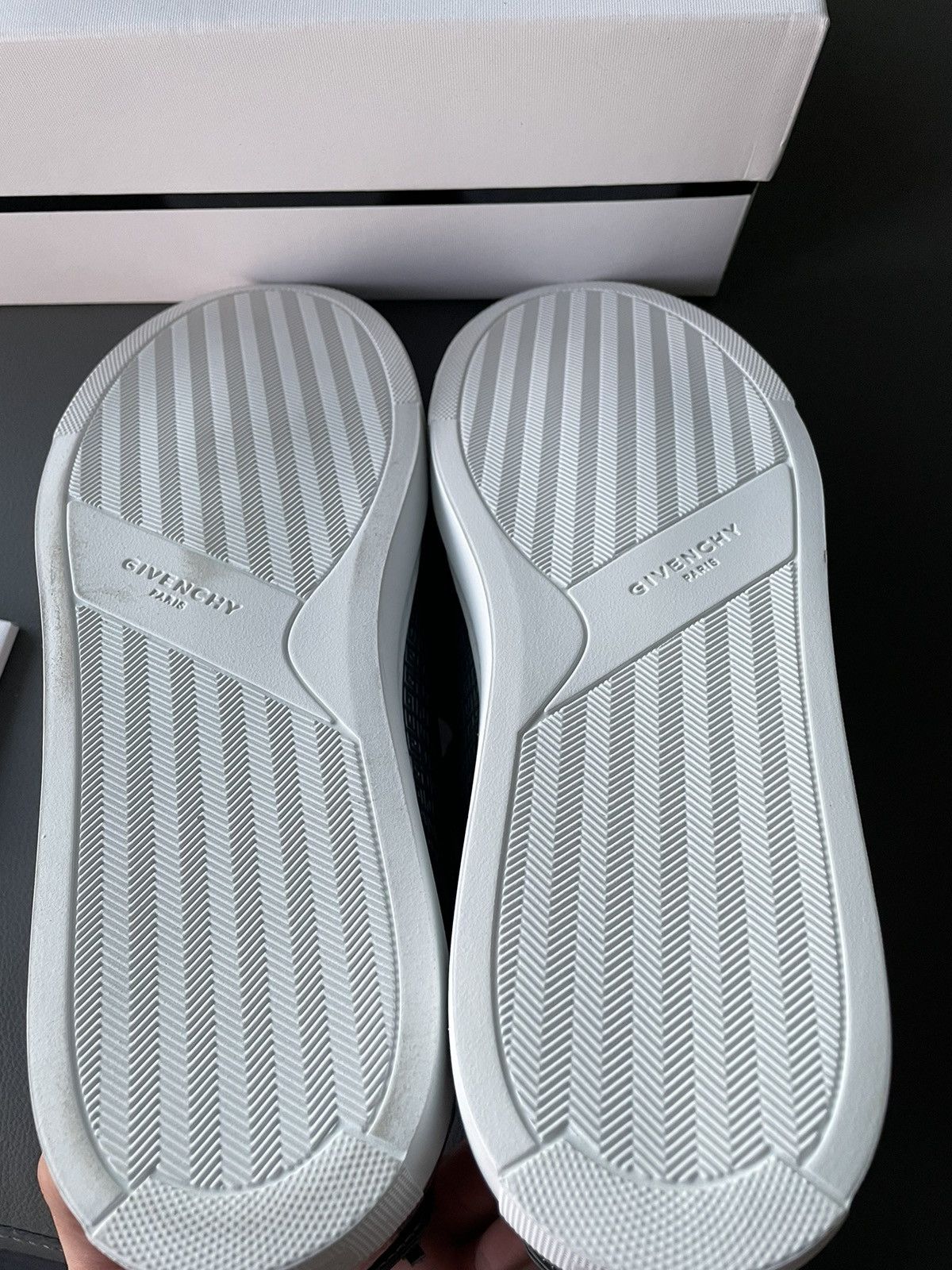 Givenchy Rare Limited Brand New Runway Logo Monogram Leather Sneaker Size US 10.5 / EU 43-44 - 19 Thumbnail