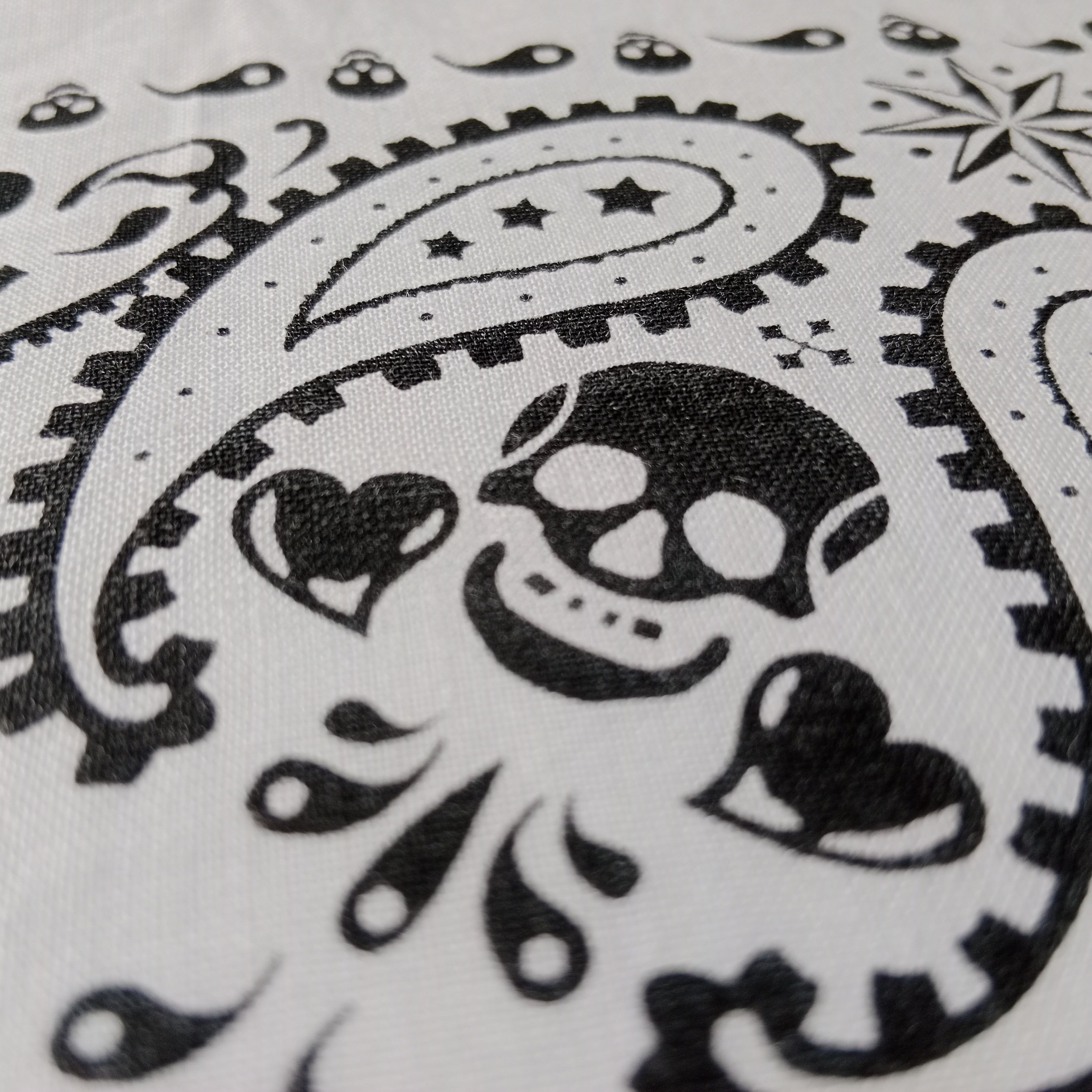 Other skull bandana handkerchief neckerchief scarf Size ONE SIZE - 6 Thumbnail