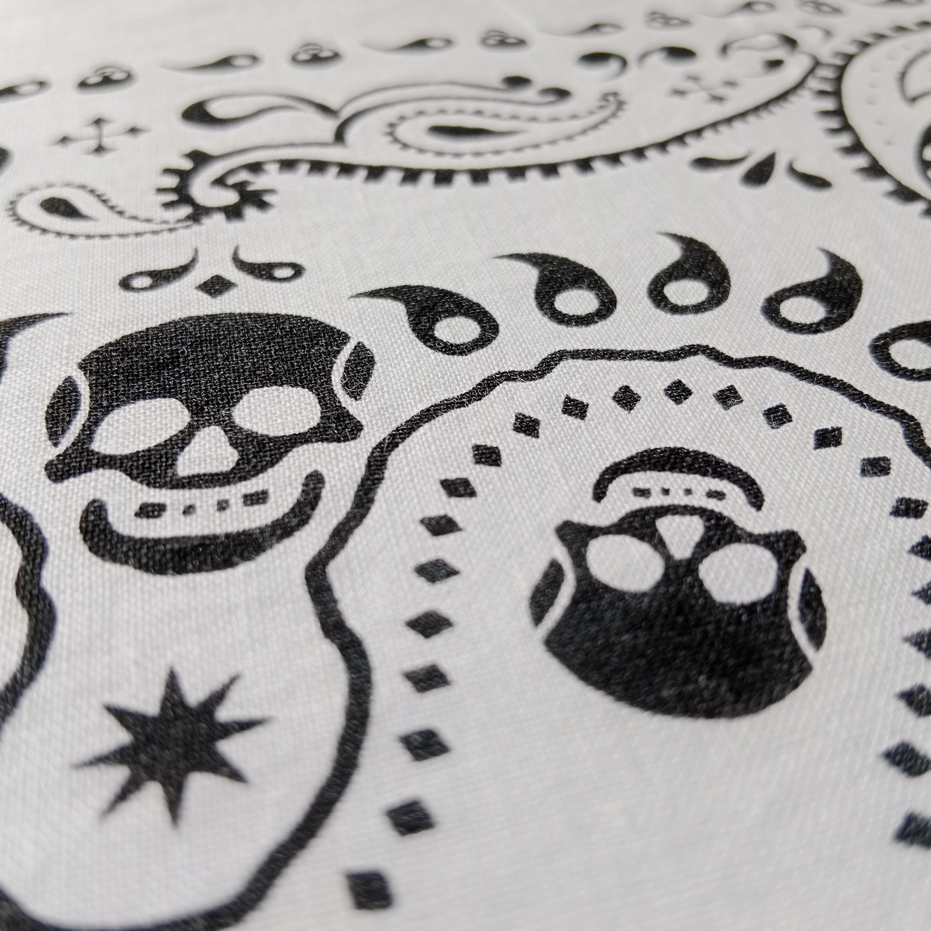 Other skull bandana handkerchief neckerchief scarf Size ONE SIZE - 5 Thumbnail