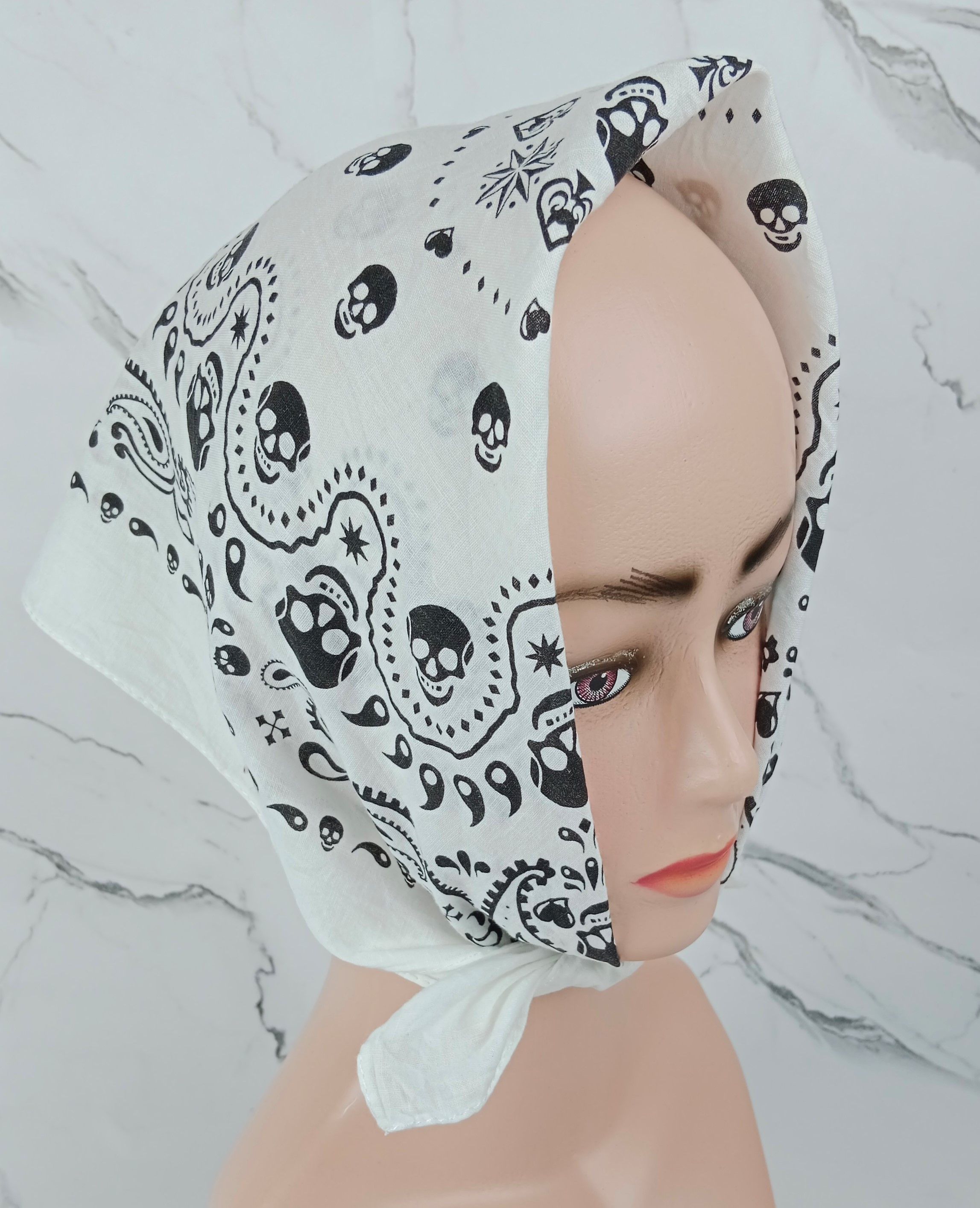 Other skull bandana handkerchief neckerchief scarf Size ONE SIZE - 1 Thumbnail