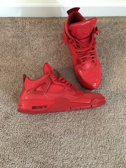 All red 2025 lab 4s