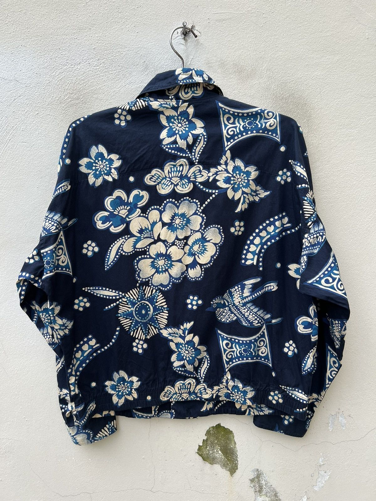 Byblos VTG 90s BYBLOS Batik Design Button Oversize Blouson Jacket Size US L / EU 52-54 / 3 - 15 Thumbnail