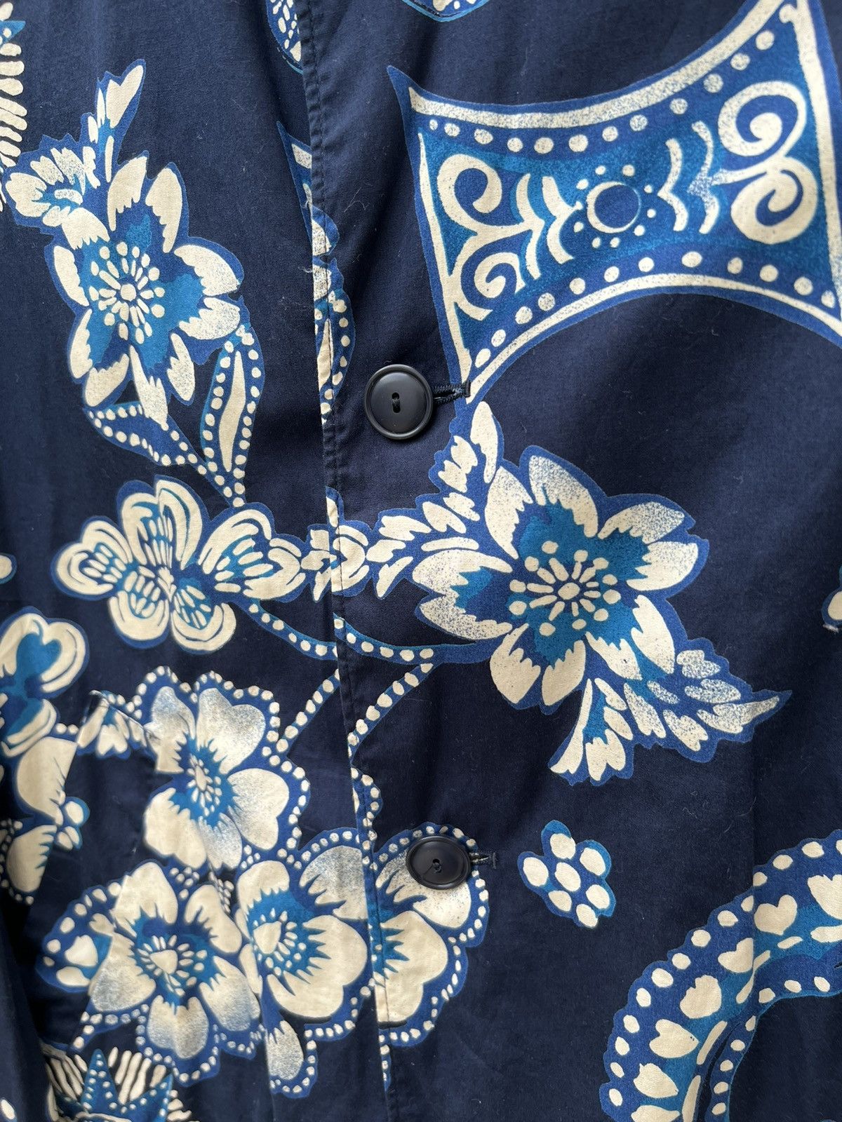 Byblos VTG 90s BYBLOS Batik Design Button Oversize Blouson Jacket Size US L / EU 52-54 / 3 - 12 Thumbnail
