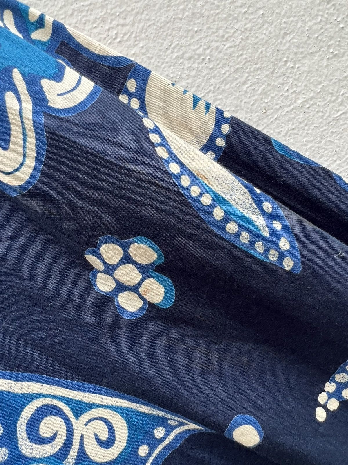 Byblos VTG 90s BYBLOS Batik Design Button Oversize Blouson Jacket Size US L / EU 52-54 / 3 - 19 Thumbnail