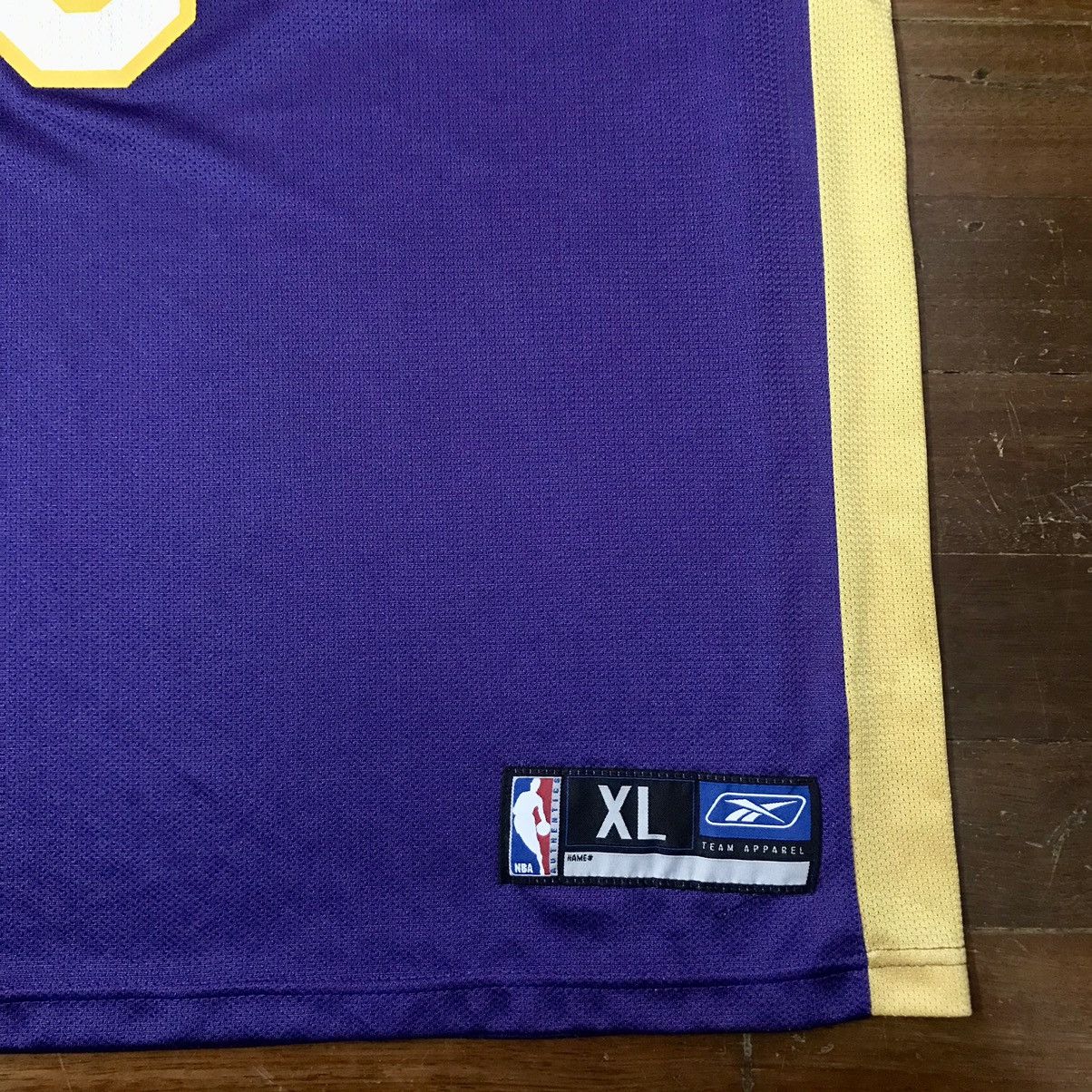 NBA VINTAGE LAKERS NBA REEBOK JERSEY KOBE BRYANT (NUMBER 8) Size US XL / EU 56 / 4 - 11 Thumbnail