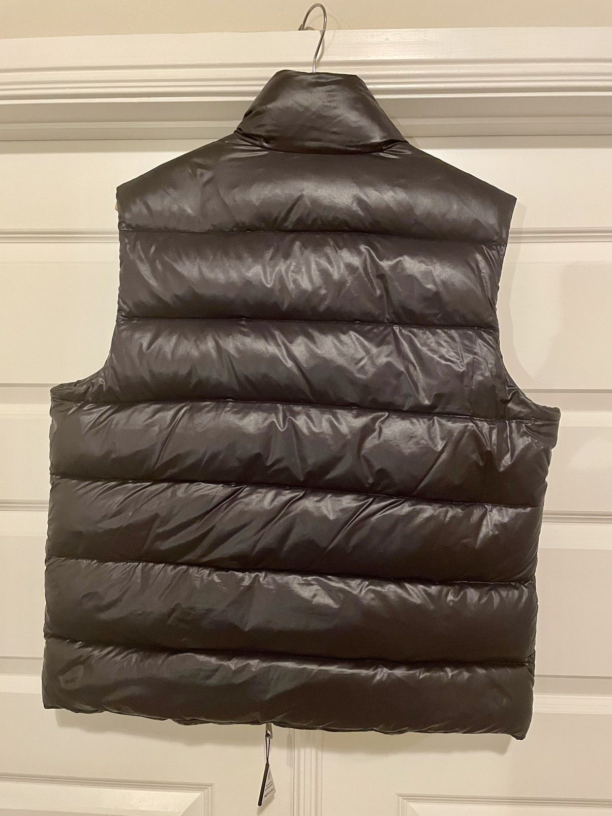 Moncler 🔥 MONCLER Navy Tib Down Gilet Vest Size 5 Size US XXL / EU 58 / 5 - 2 Thumbnail