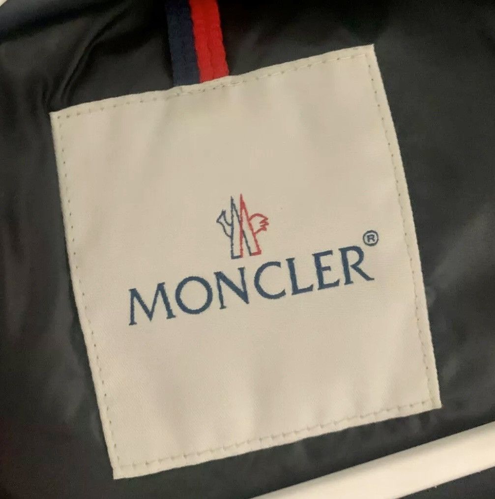 Moncler 🔥 MONCLER Navy Tib Down Gilet Vest Size 5 Size US XXL / EU 58 / 5 - 3 Thumbnail