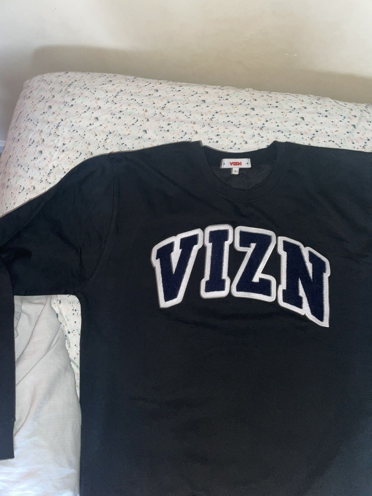 Joy Divizn joy divizn VIZN Og Crewneck Size US XL / EU 56 / 4 - 2 Thumbnail