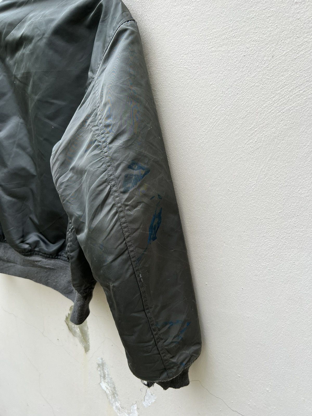 Alpha Industries × Vintage VTG 90s Alpha Industries Rips Paints Trashed CWU-45/P Jacket Size US M / EU 48-50 / 2 - 10 Thumbnail