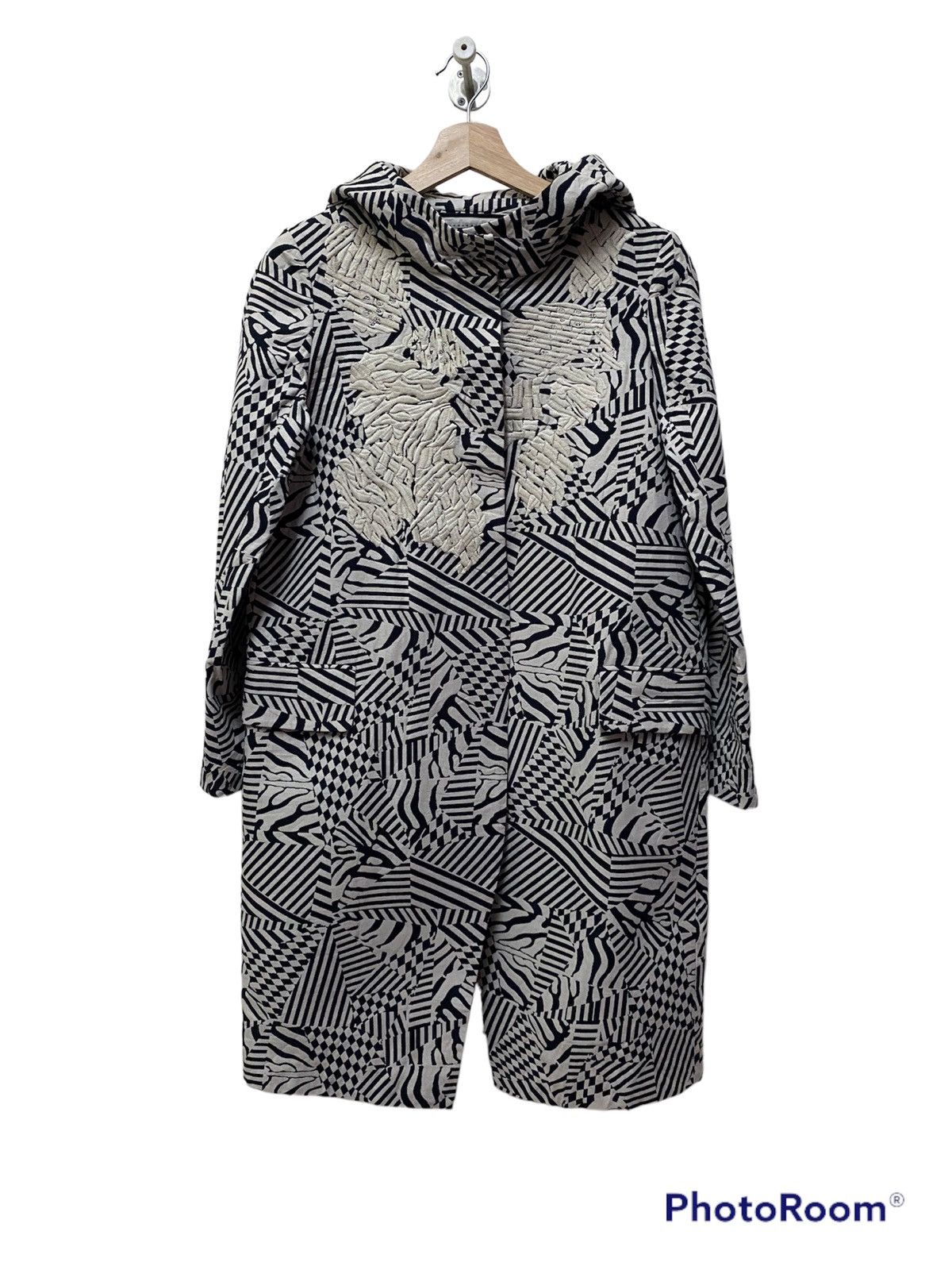 Other DECOSTER ZEBRA ART HOODIE HEAVY COAT Size XS / US 0-2 / IT 36-38 - 1 Thumbnail