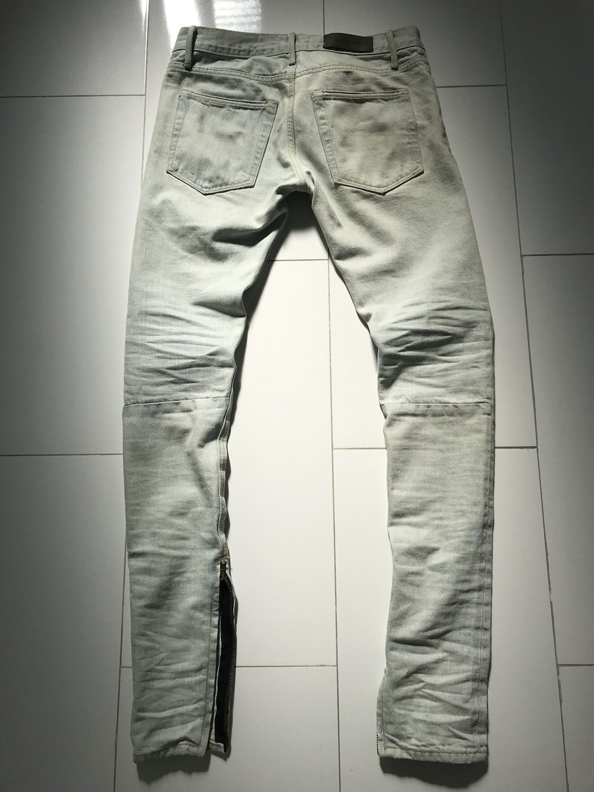 Fear of God Fear of God Light Blue Selvedge Denium Size US 30 / EU 46 - 1 Thumbnail