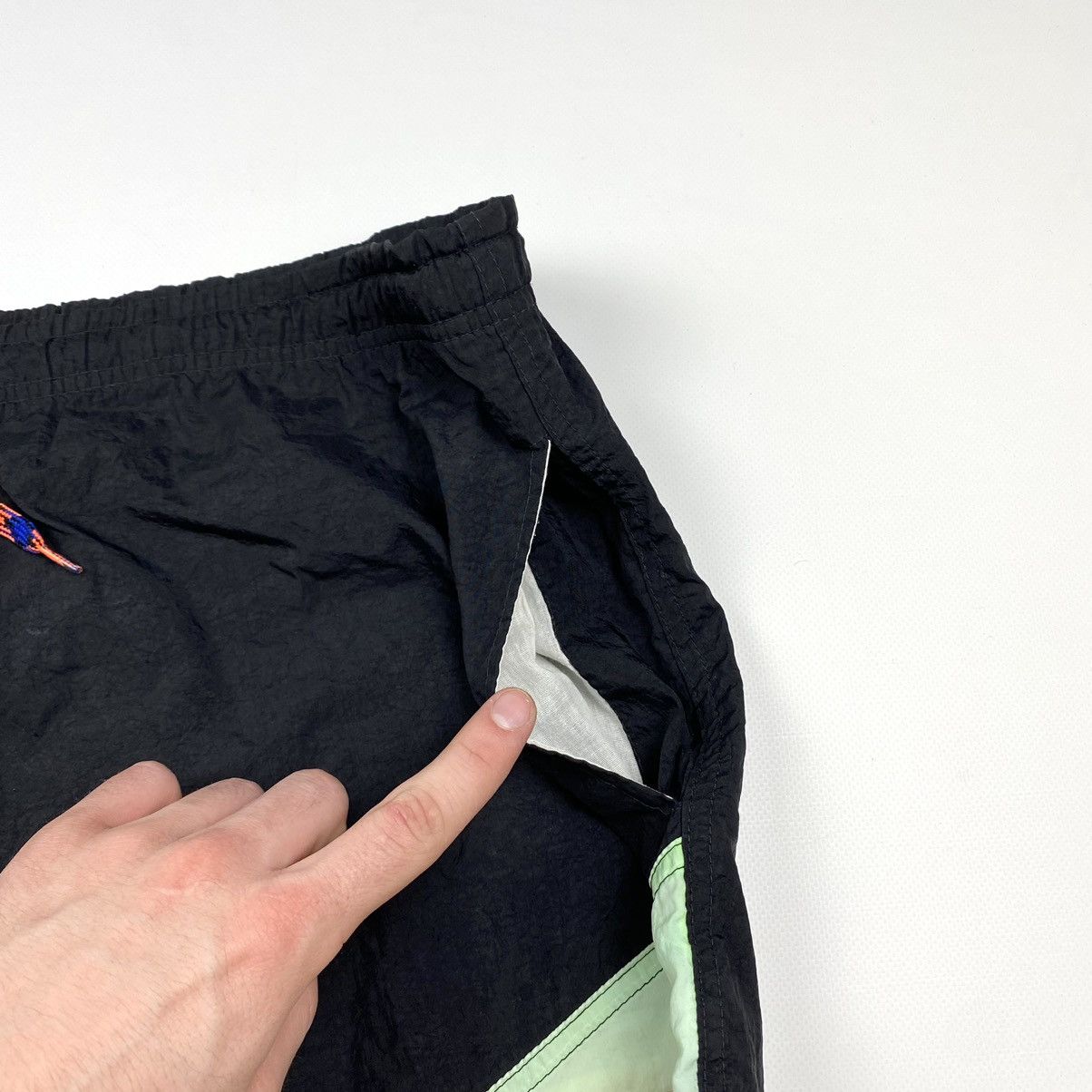 Nike × Vintage Y2K 80’s Vintage Nike Shorts Big Logo Travis Scott Style ACG Size US 36 / EU 52 - 6 Thumbnail