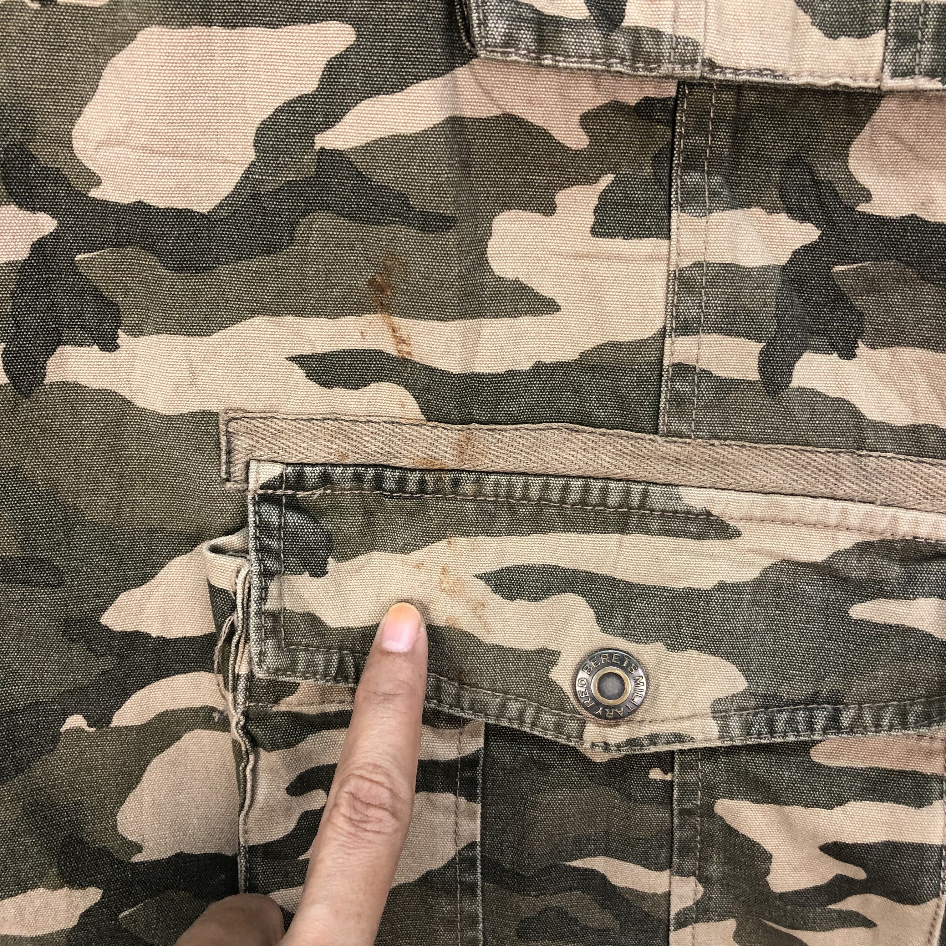 Japanese Brand RED BERETS Military Concept Wears Camo Vest #4873-37 Size US XL / EU 56 / 4 - 6 Thumbnail