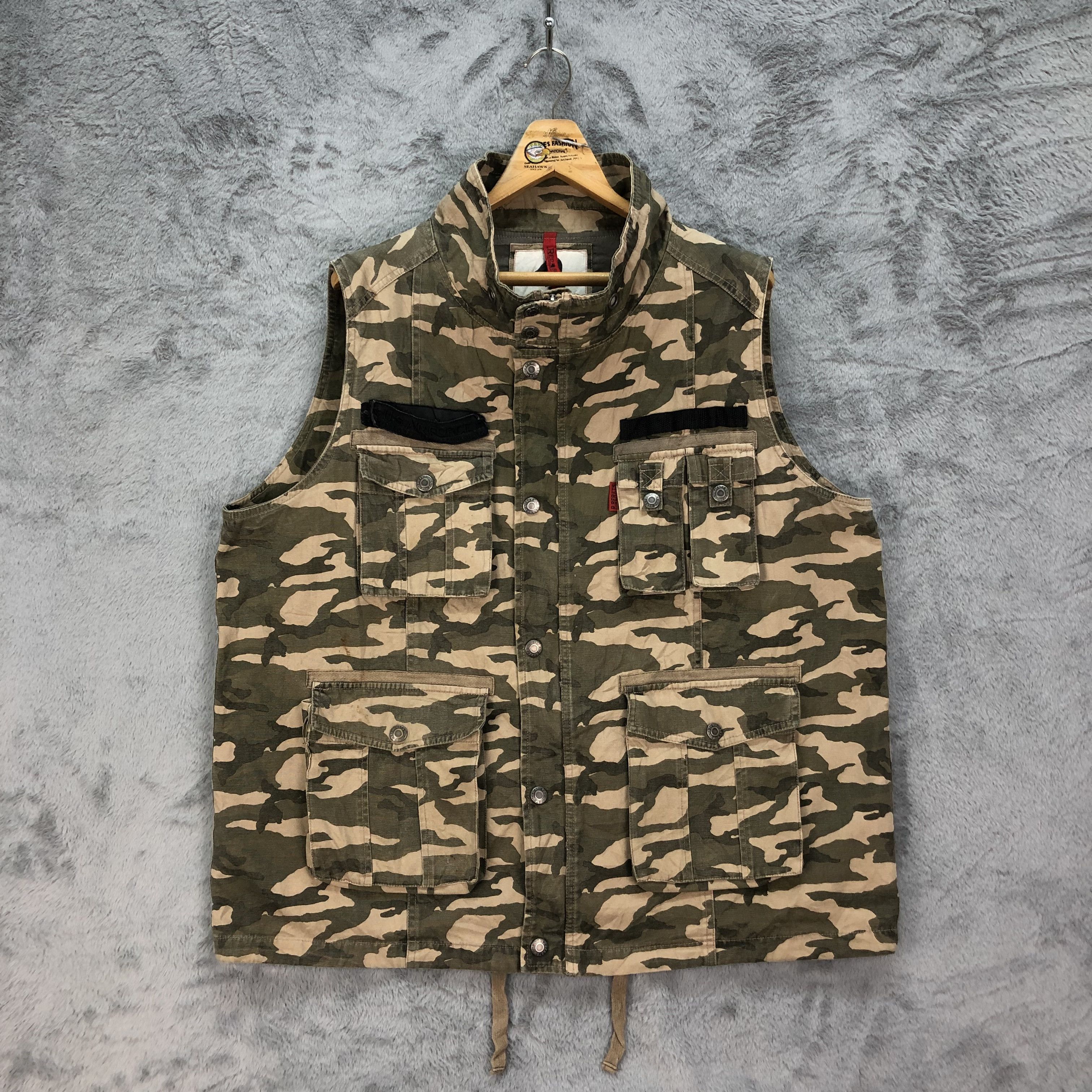 Japanese Brand RED BERETS Military Concept Wears Camo Vest #4873-37 Size US XL / EU 56 / 4 - 1 Thumbnail