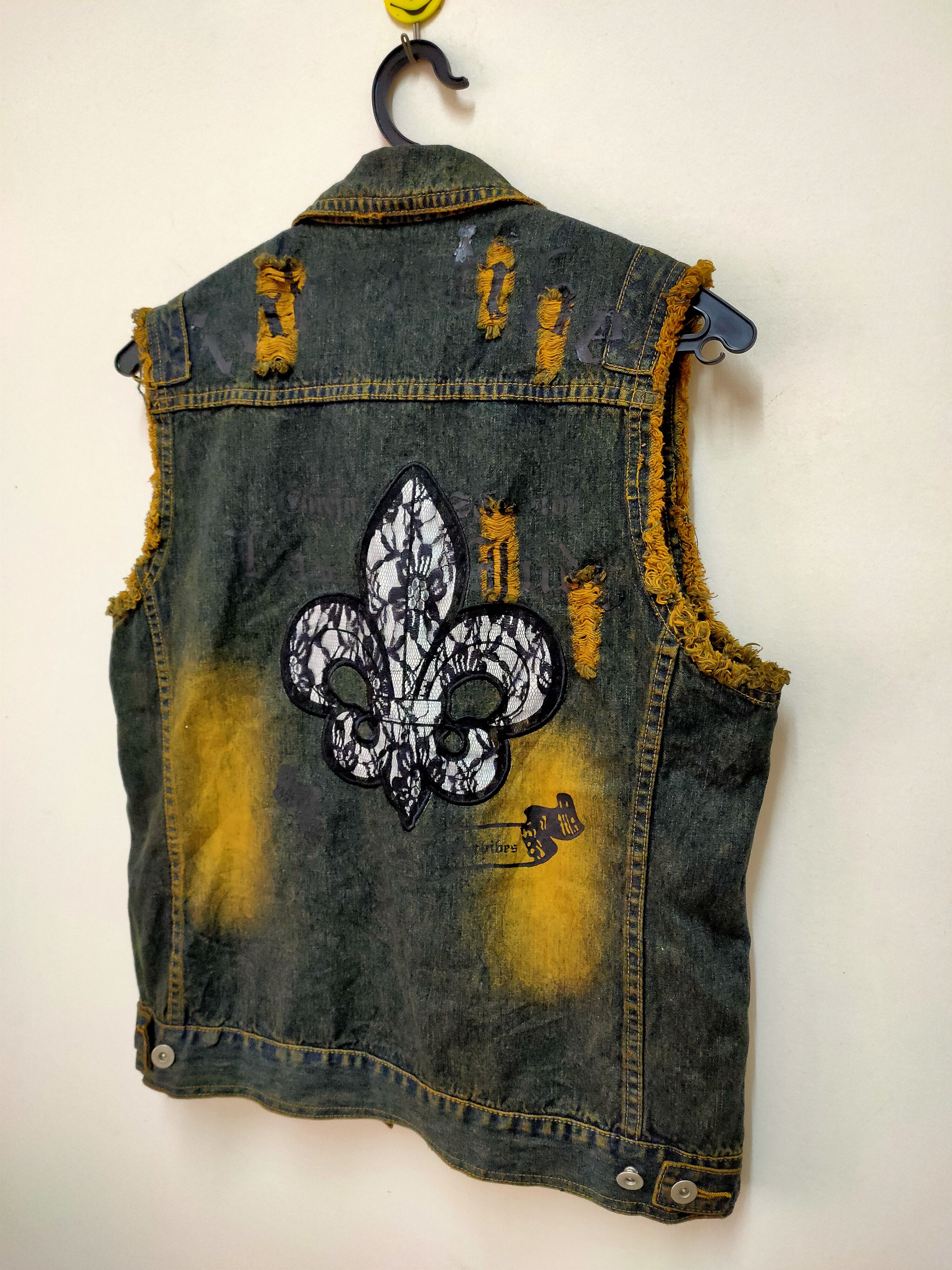 In The Attic In The Attic Distressed Denim Jacket Zipper Jacket Size US M / EU 48-50 / 2 - 2 Thumbnail