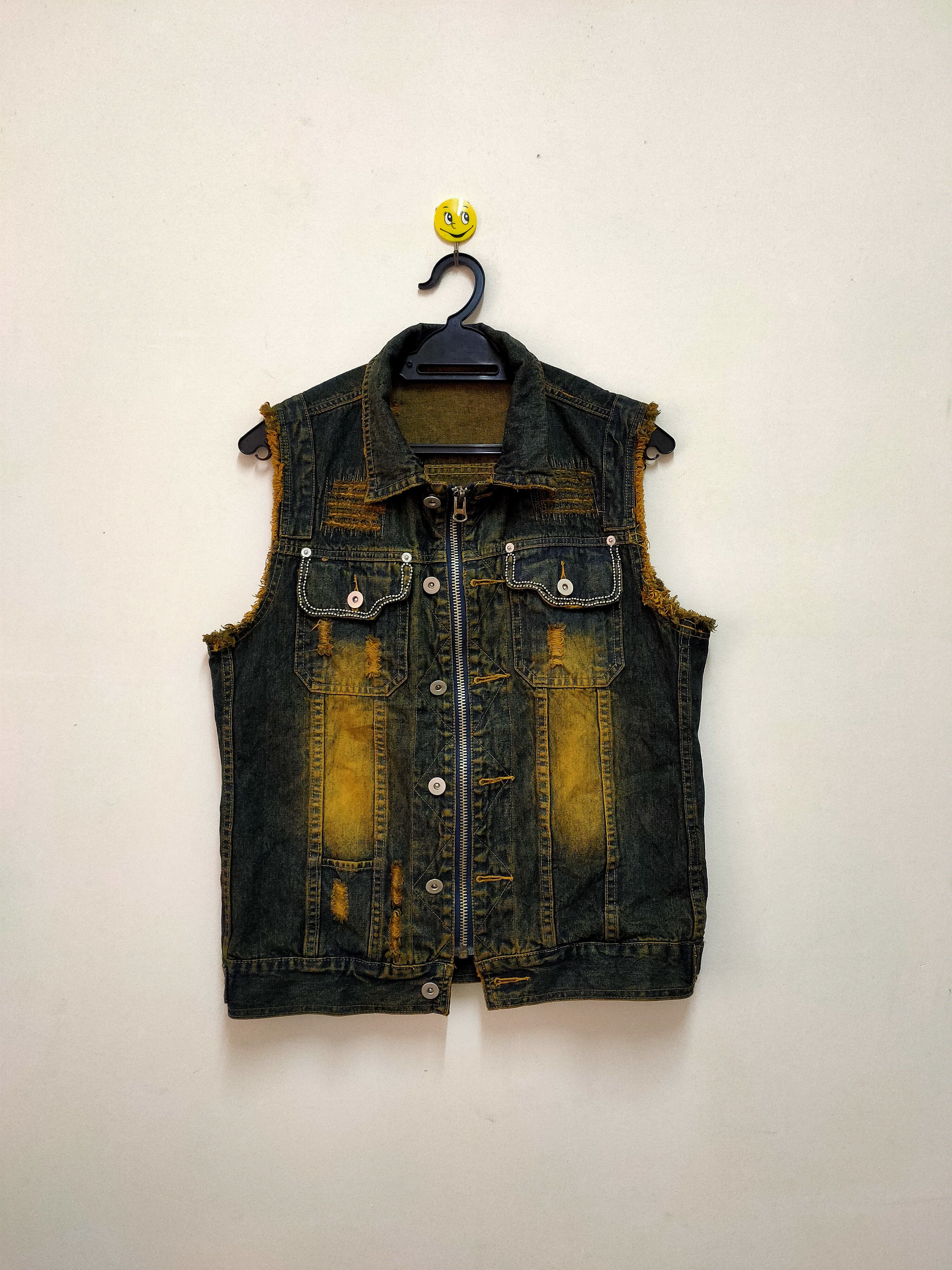 In The Attic In The Attic Distressed Denim Jacket Zipper Jacket Size US M / EU 48-50 / 2 - 3 Thumbnail
