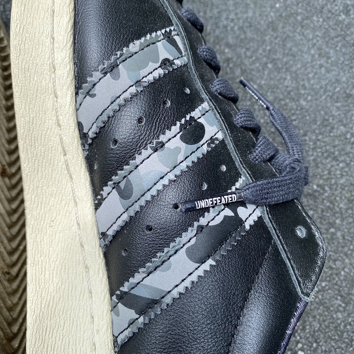 Adidas × Bape × Undefeated Bape x Adidas x Undefeated Superstar 80s Size US 9 / EU 42 - 6 Thumbnail
