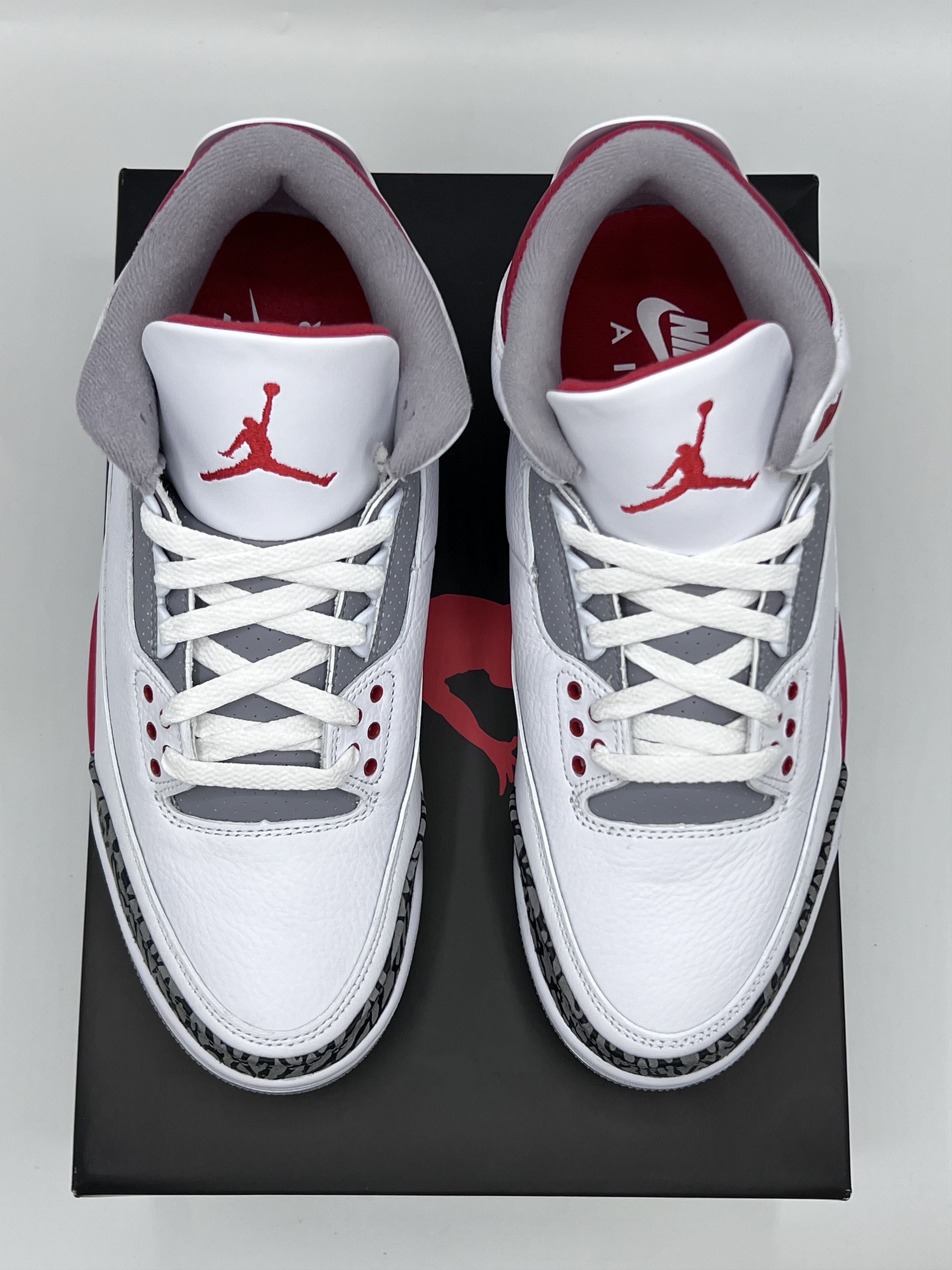 Jordan Brand Jordan 3 Retro Fire Red (2022) Size US 4.5 / IT 34.5 - 2 Thumbnail