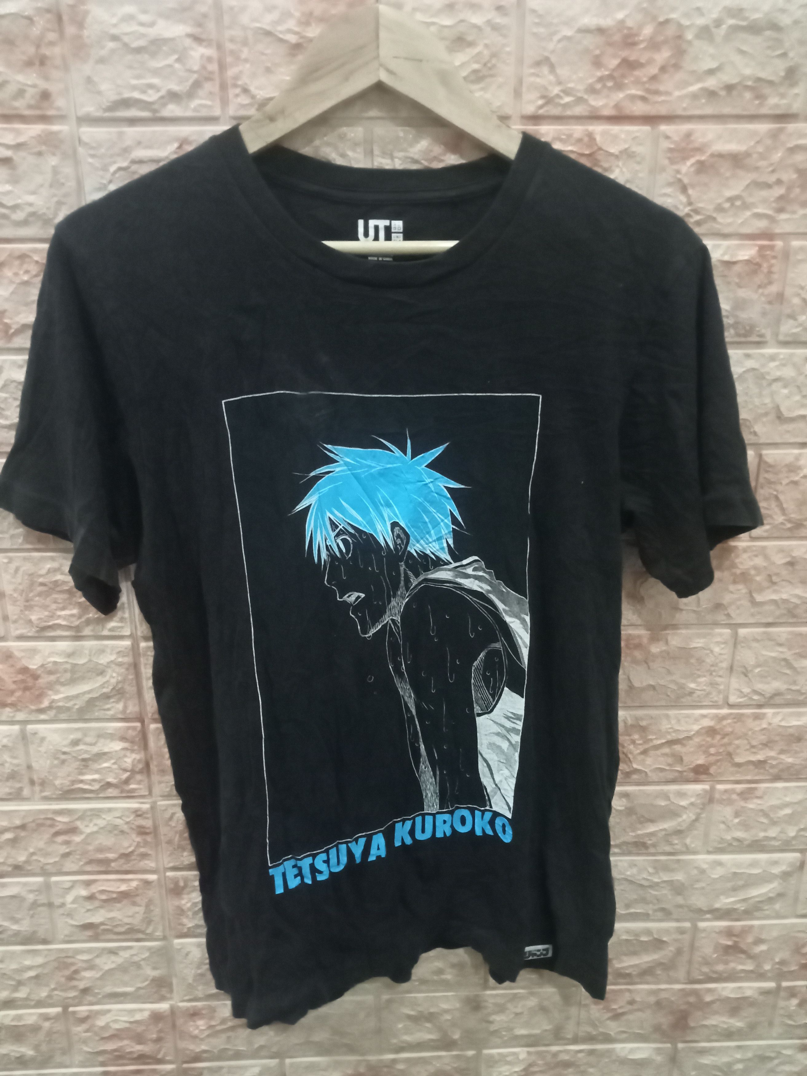 UNIQLO JUMP 50 TH UT KUROKO BASKETBALL TEE
