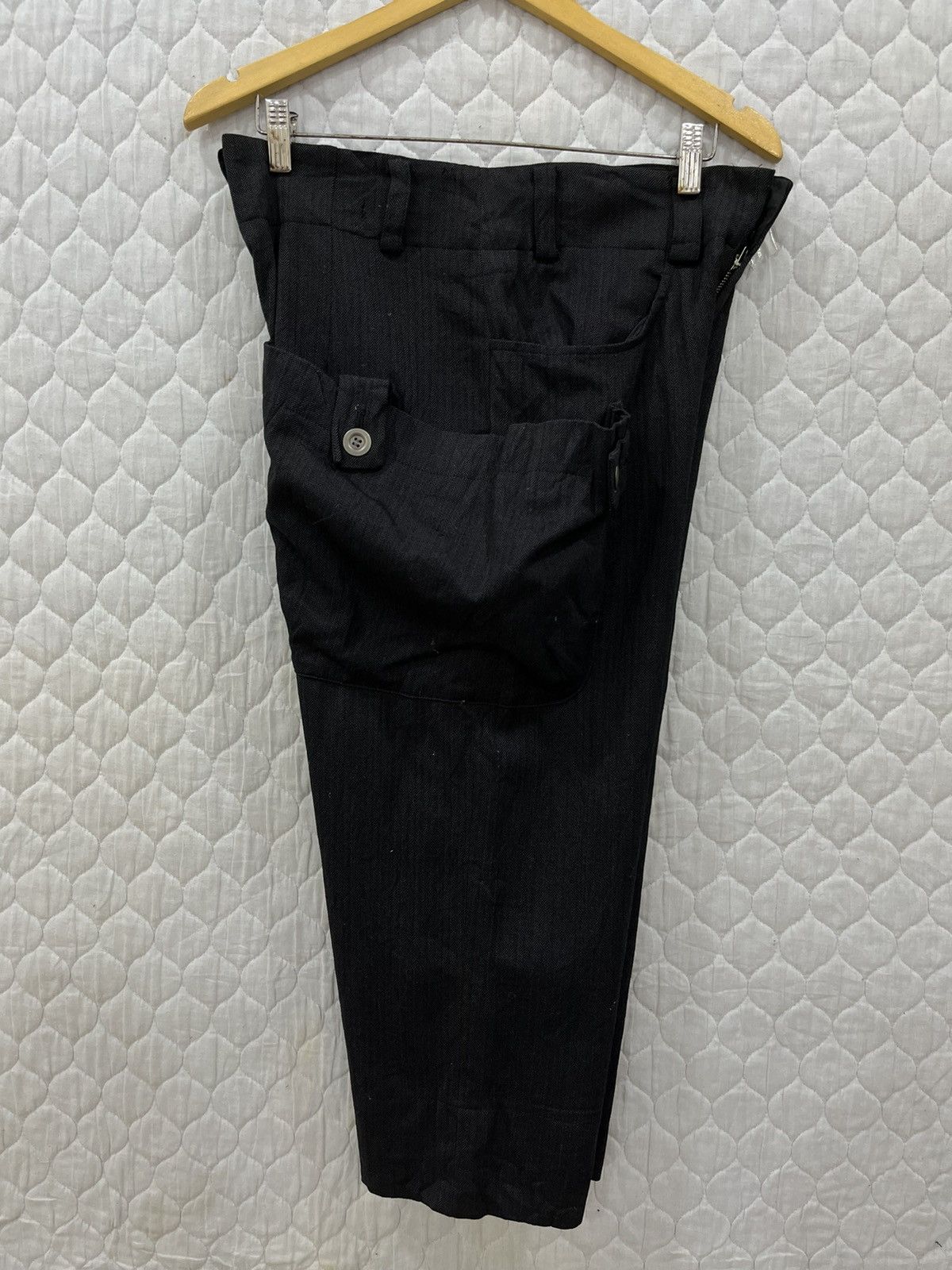 Japanese Brand (Jj). POUR DEUX CROPPED MULTI POCKET HYPE PANTS Size US 32 / EU 48 - 6 Thumbnail
