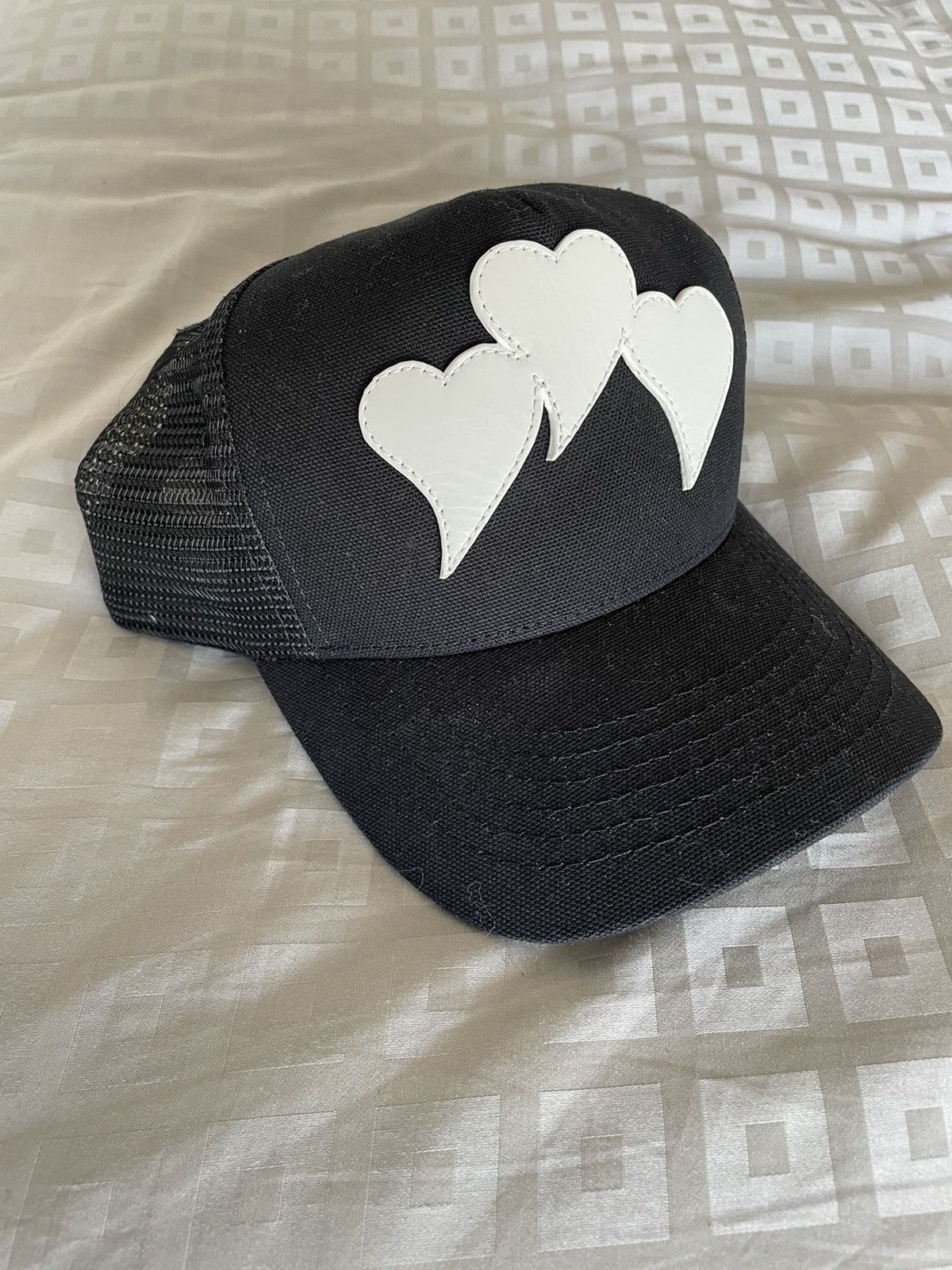 Amiri Amiri Triple hearts trucker Size ONE SIZE - 2 Thumbnail