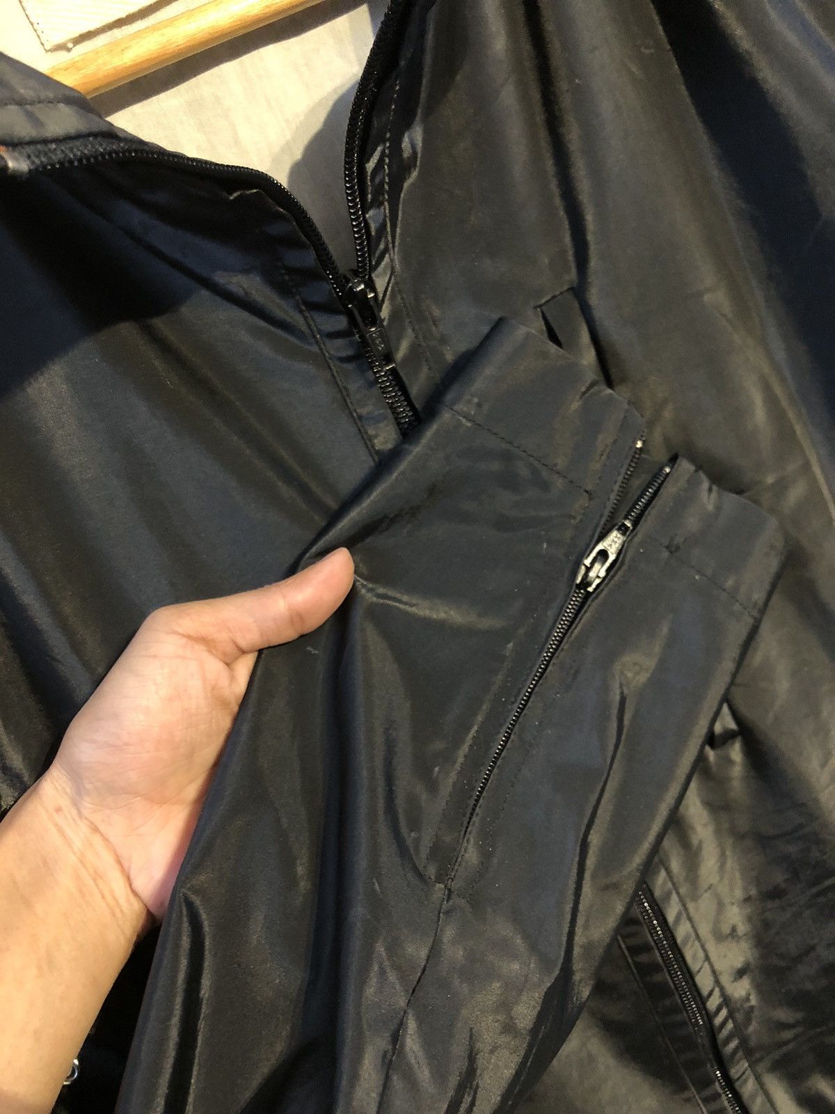 ❗️UNDERCOVER X UNIQLO WATERPROOF CANVAS BLACK JACKET❗️RARE