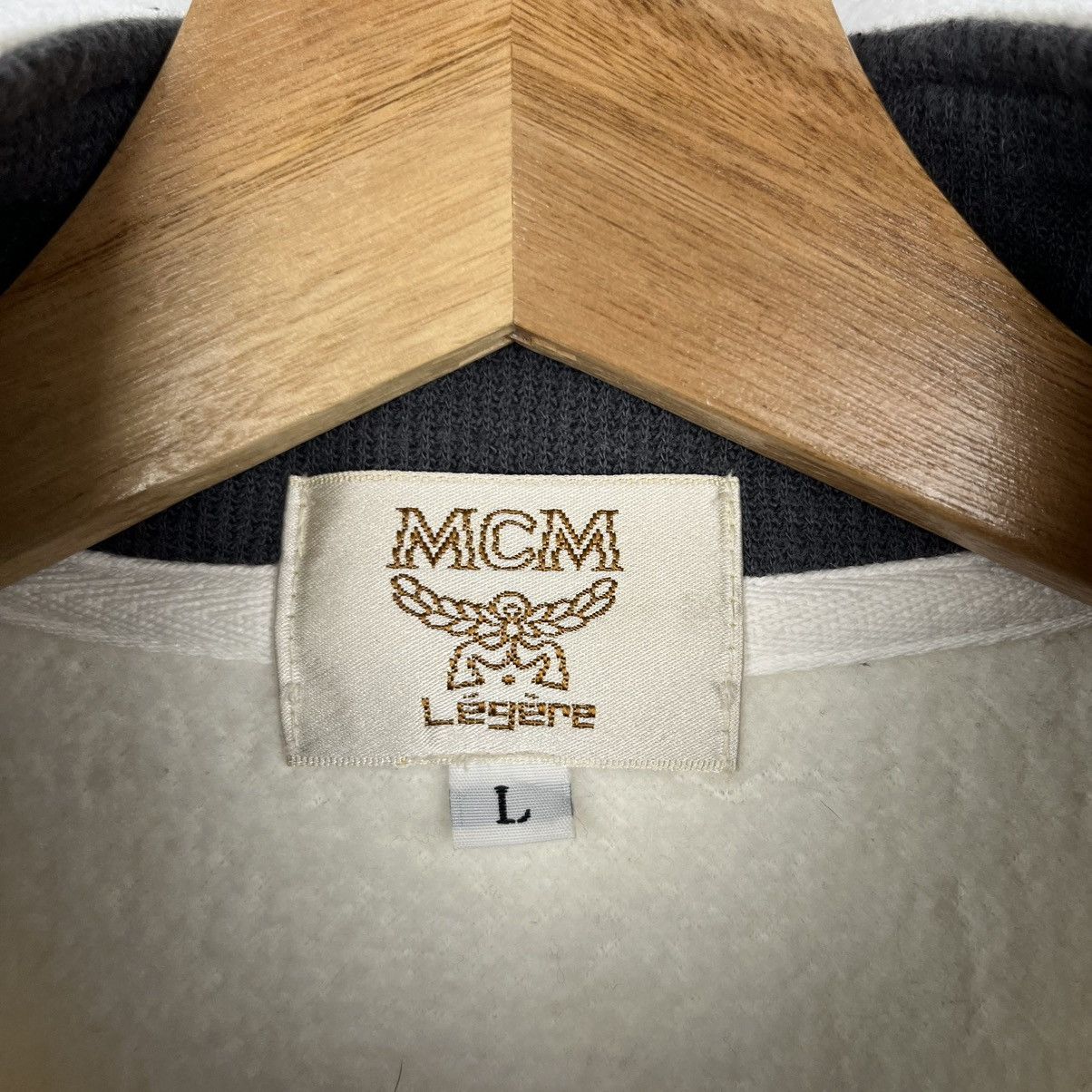 MCM × Vintage Vintage MCM Embroidered Sweatshirt Size US L / EU 52-54 / 3 - 7 Thumbnail