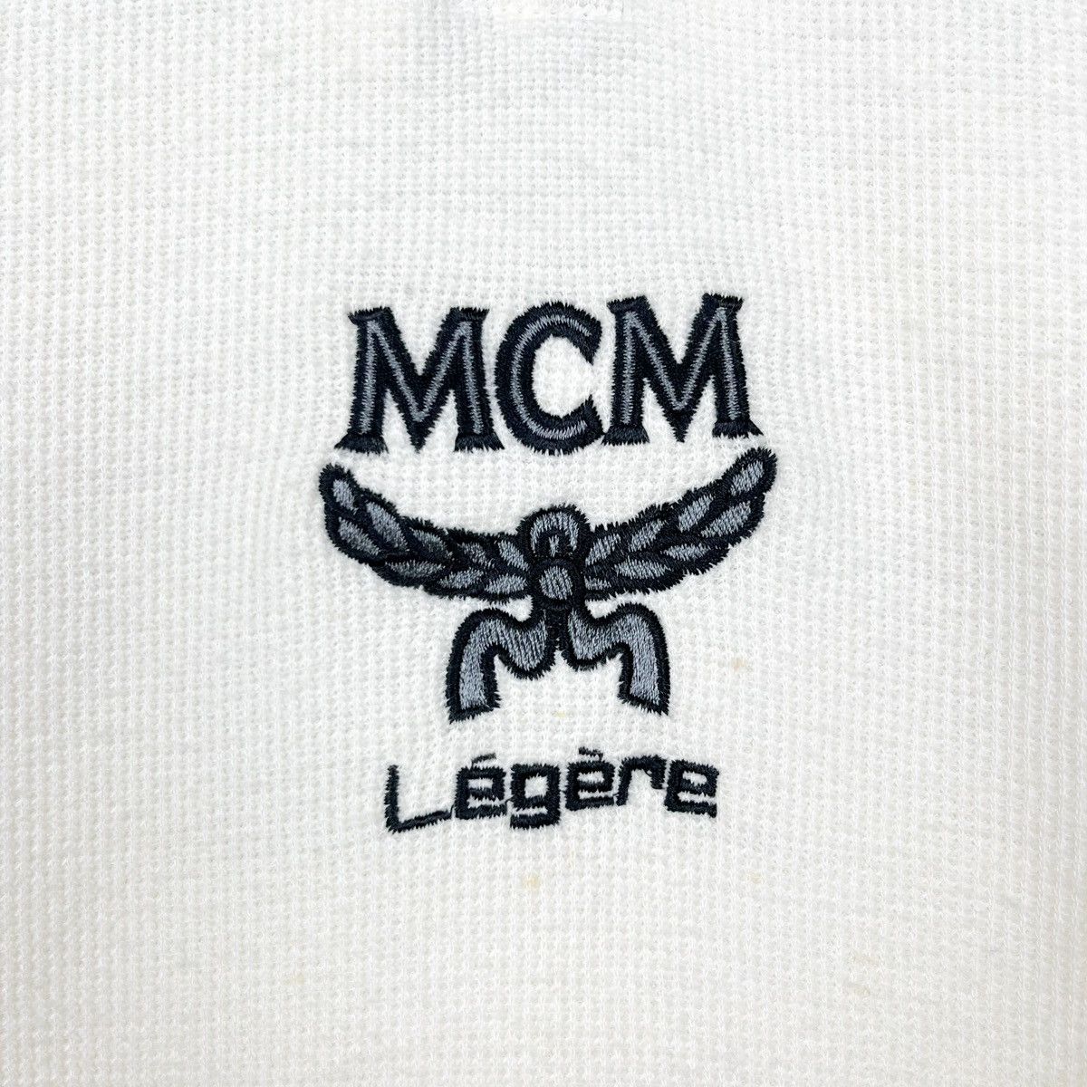 MCM × Vintage Vintage MCM Embroidered Sweatshirt Size US L / EU 52-54 / 3 - 4 Thumbnail