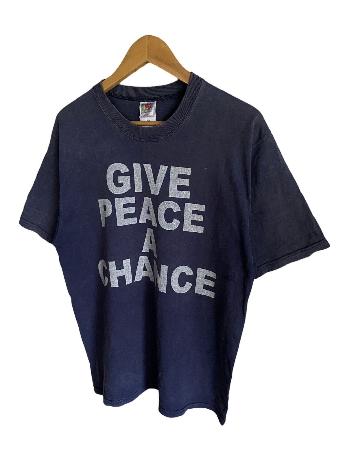 Fruit Of The Loom × Vintage Vintage 90s Give Peace a Chance Statement Size US M / EU 48-50 / 2 - 5 Thumbnail