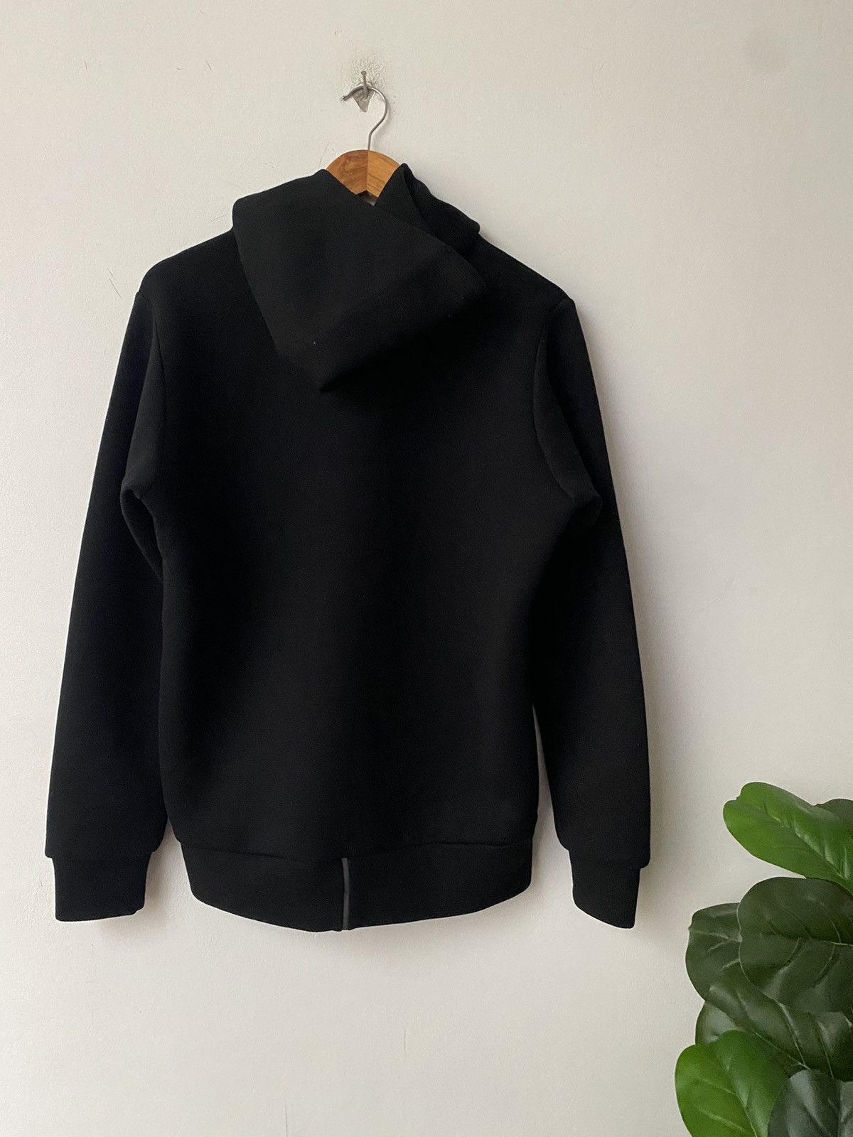 Oakley Rare OAKLEY PERFORMANCE FIT black logo hoodie nice design Size US M / EU 48-50 / 2 - 3 Thumbnail